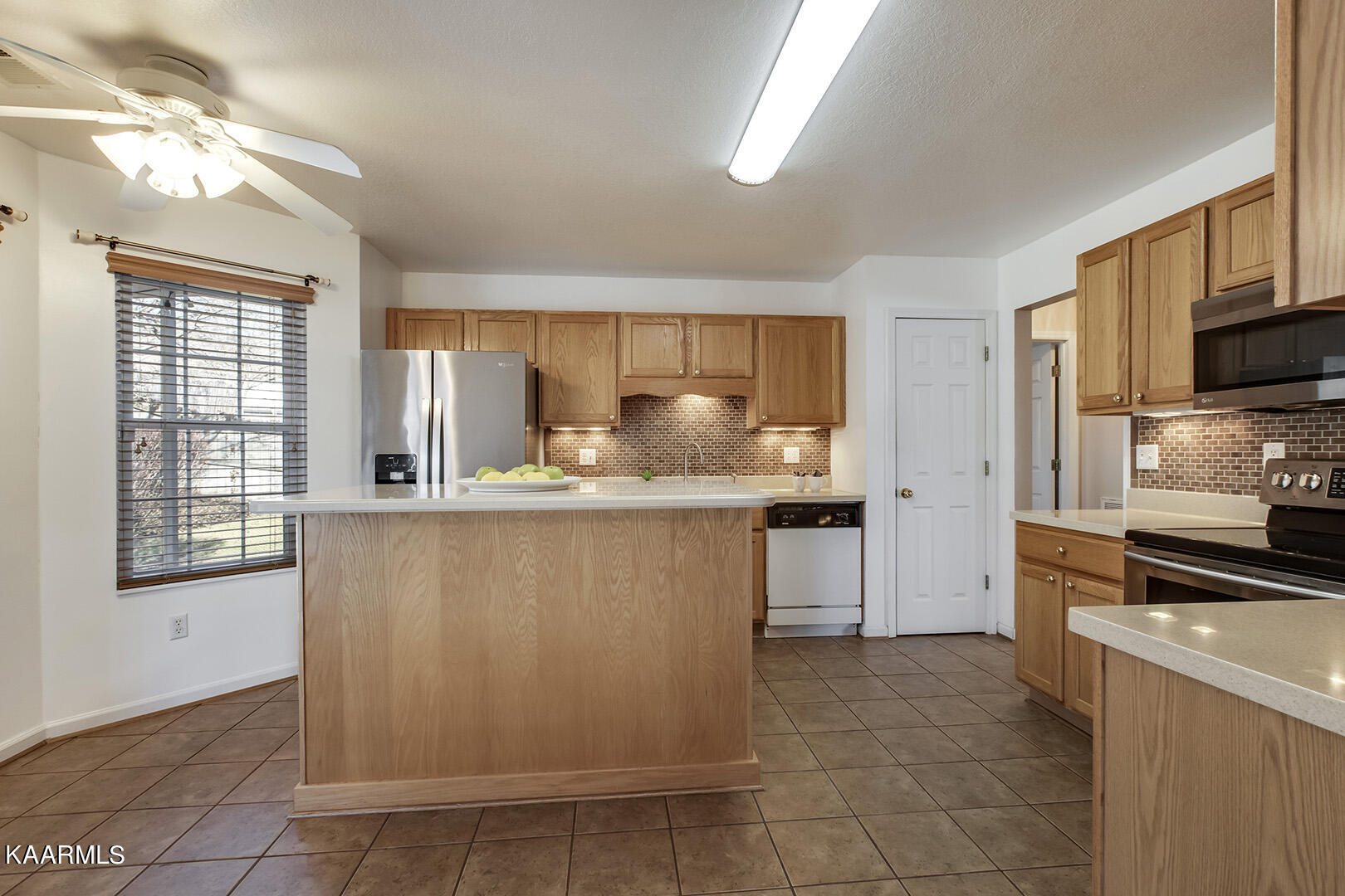 1575 Maremont Rd