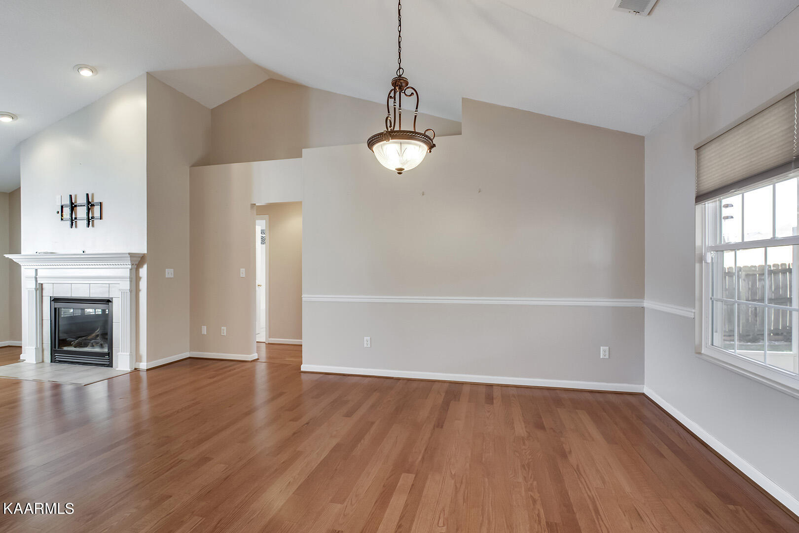 1575 Maremont Rd