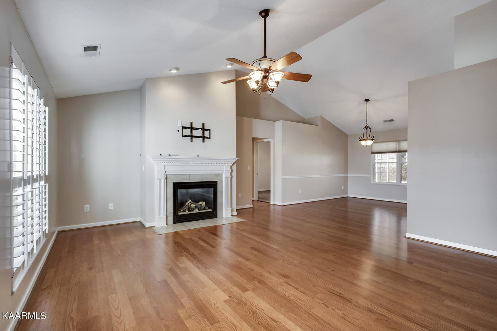 1575 Maremont Rd