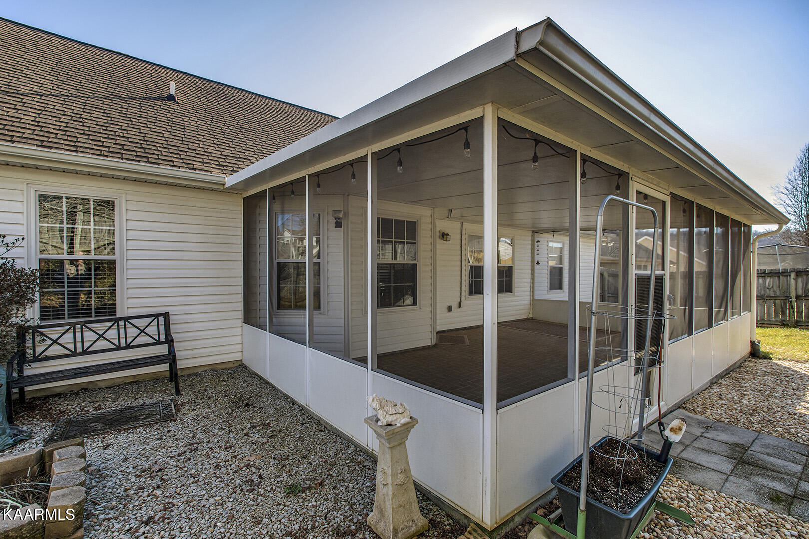 1575 Maremont Rd