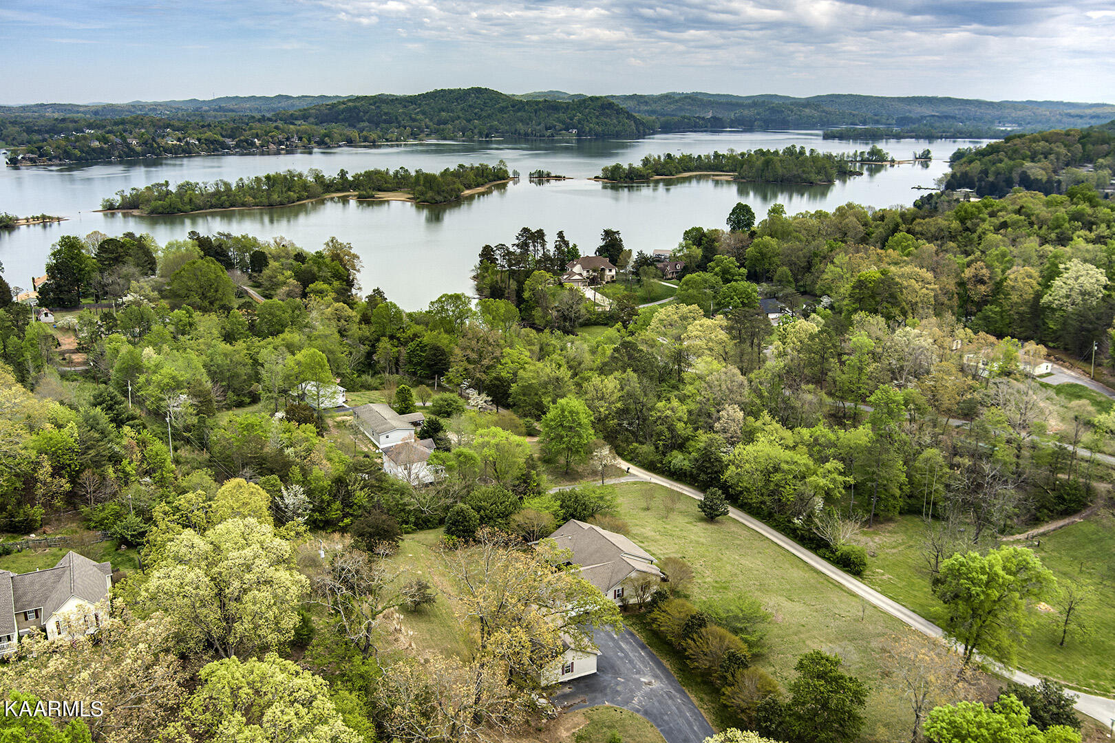 113 Hummingbird Lane