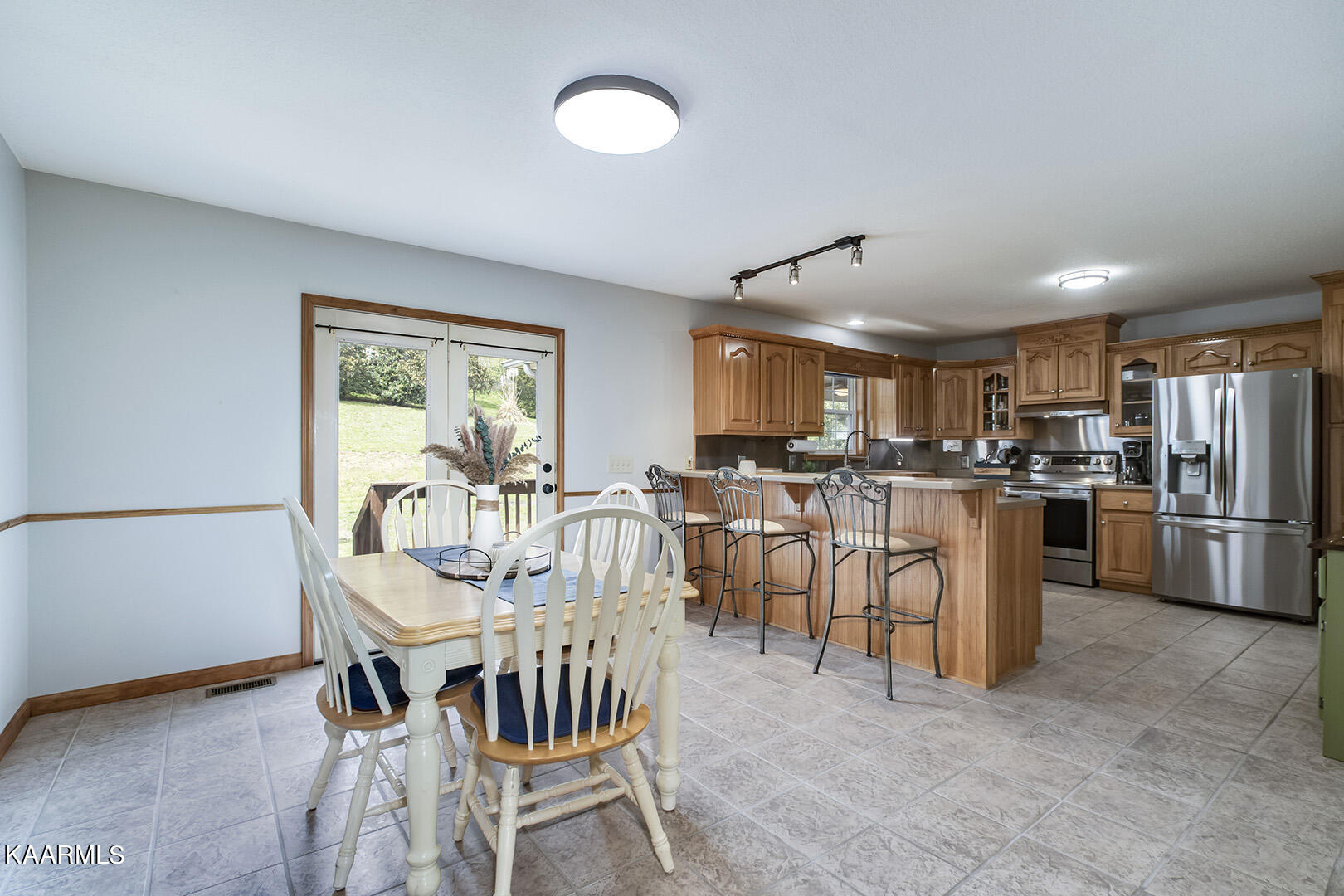 113 Hummingbird Lane