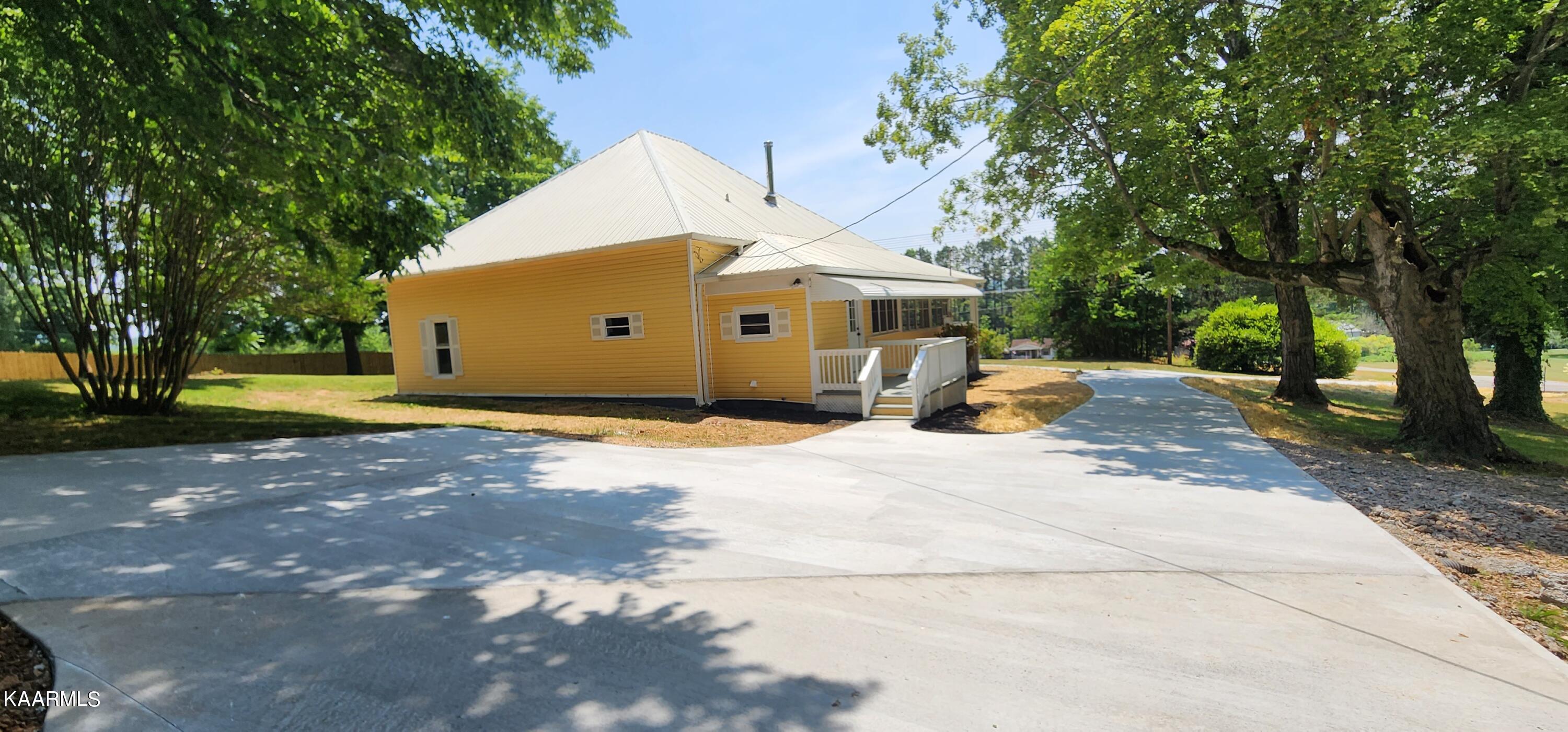 173 Hamil Rd