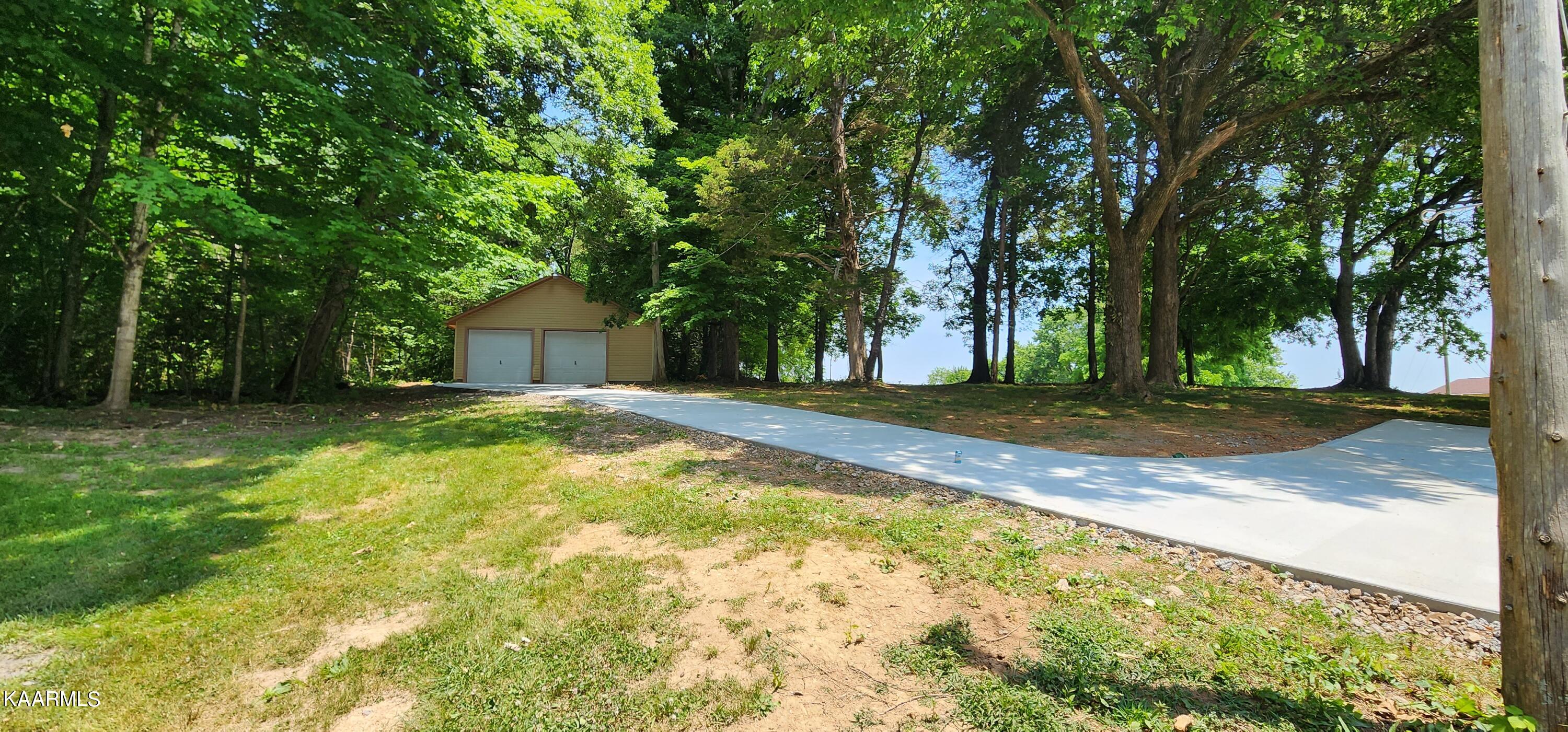 173 Hamil Rd