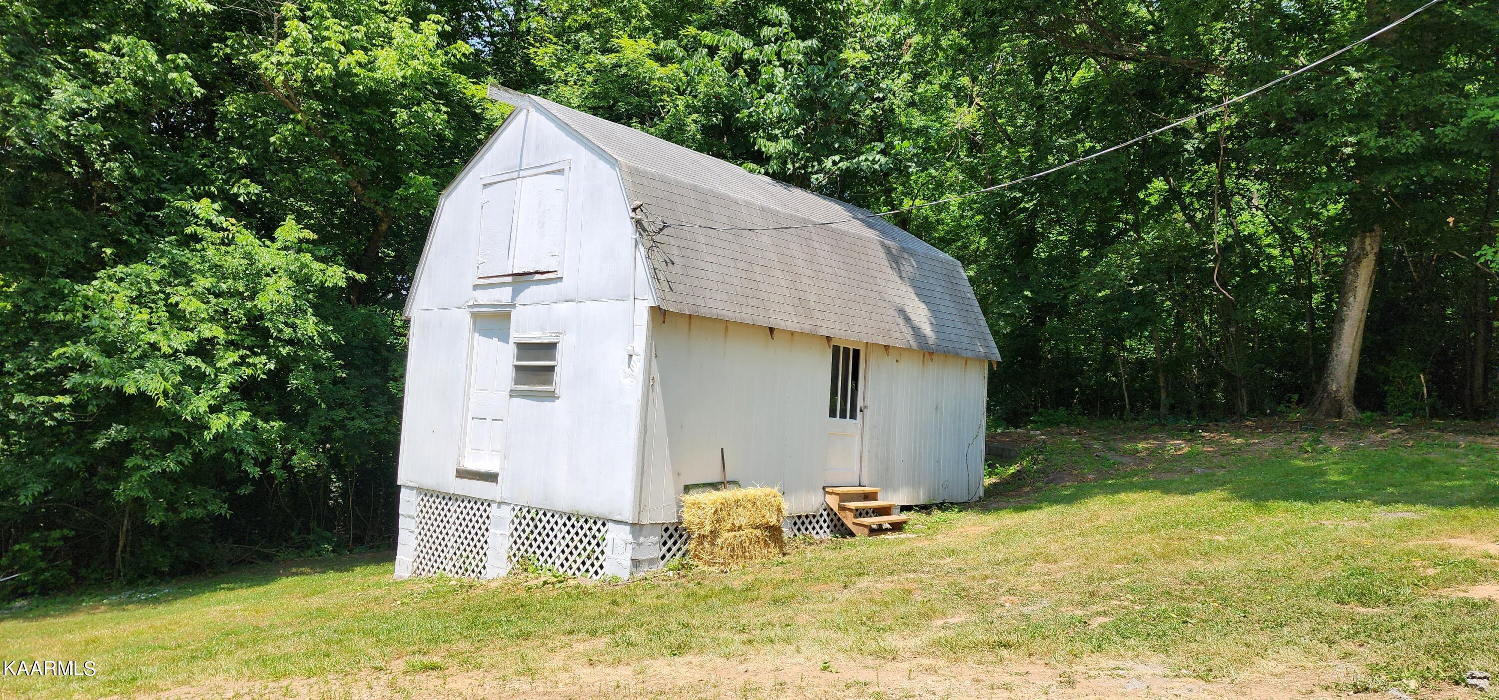 173 Hamil Rd