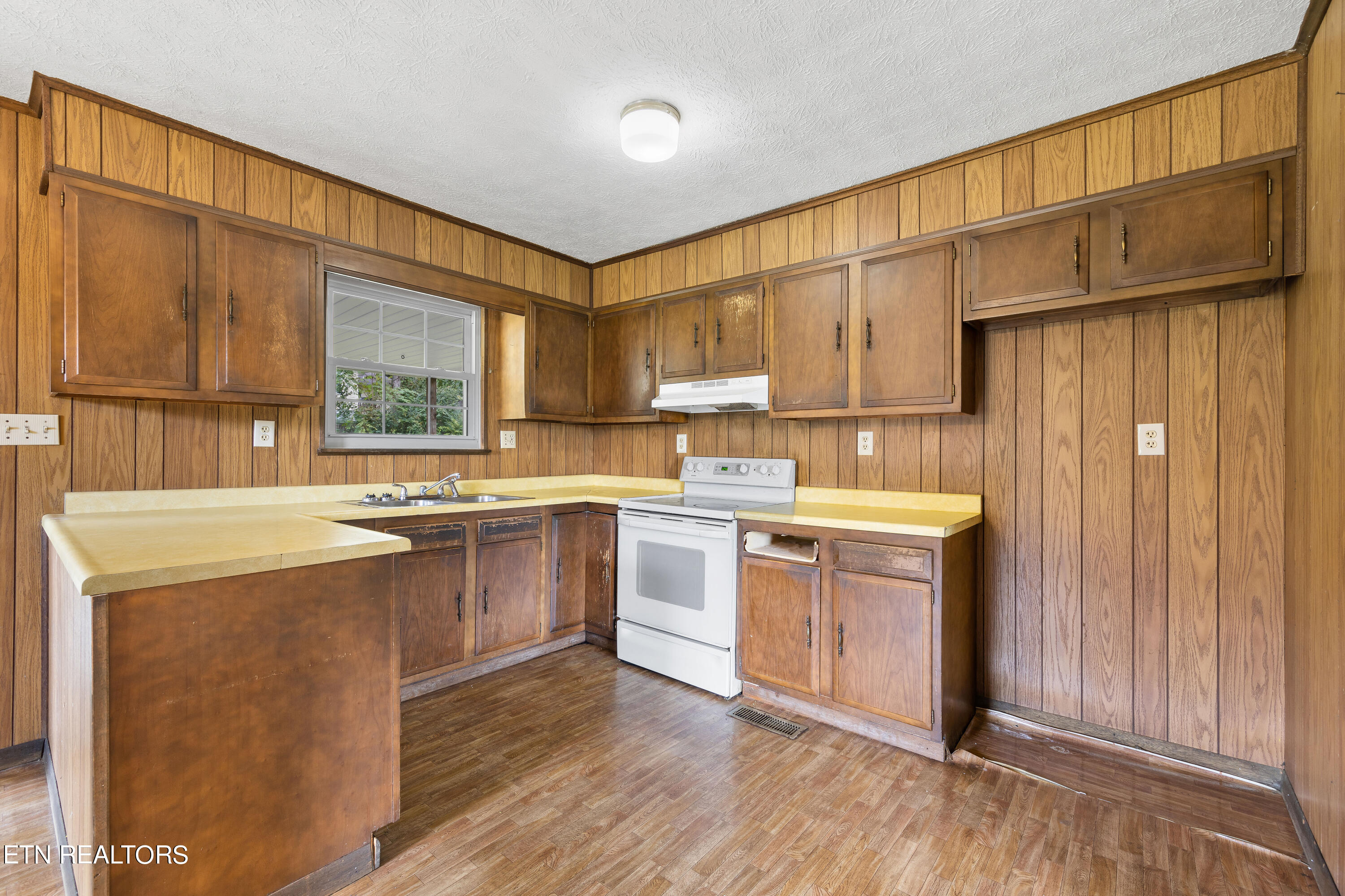 175 Henderson Lane