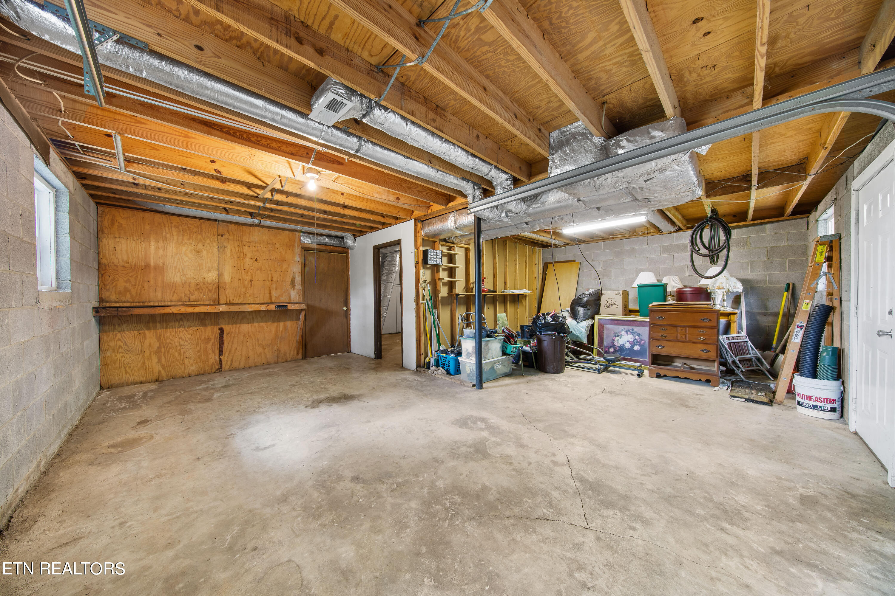 175 Henderson Lane