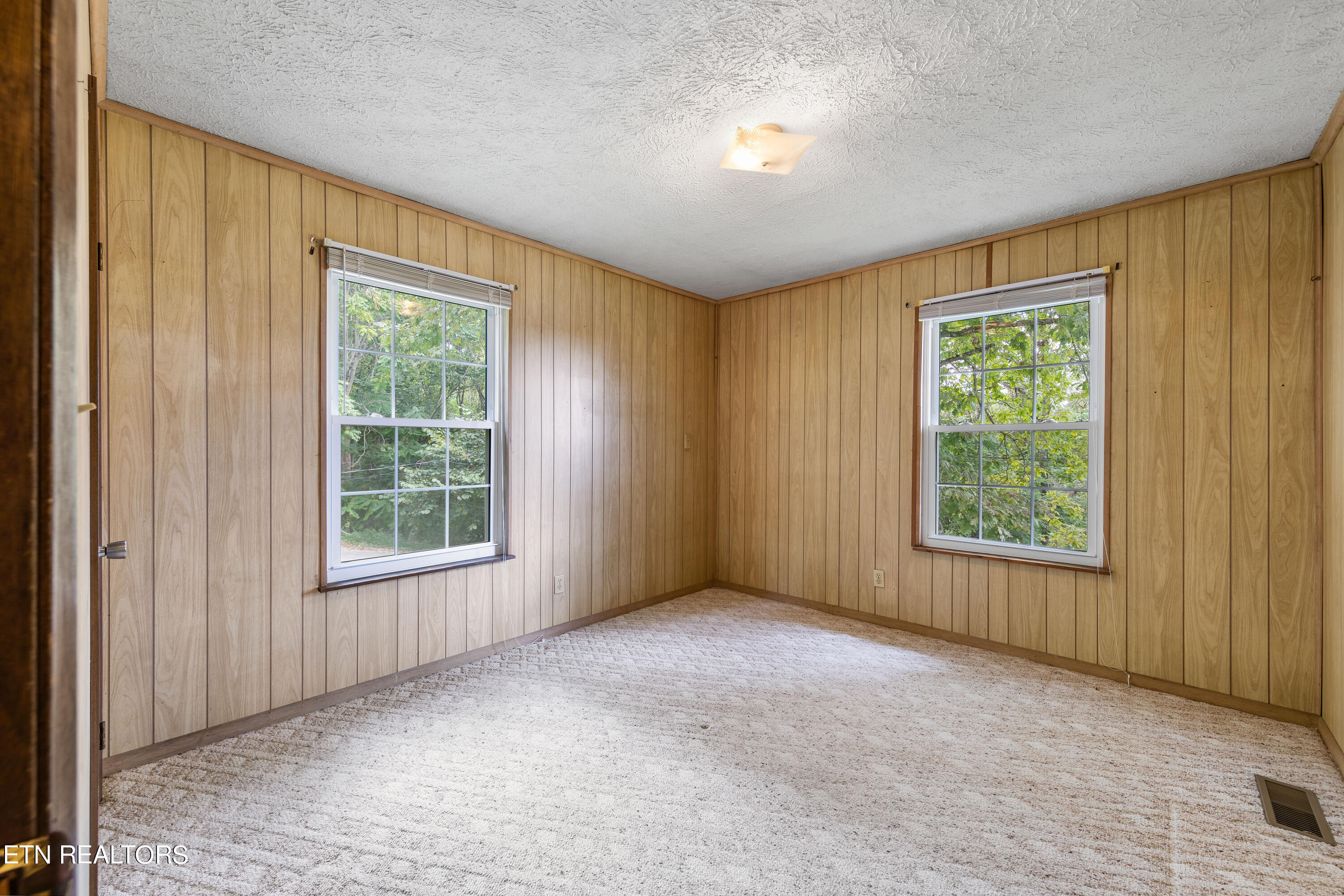 175 Henderson Lane