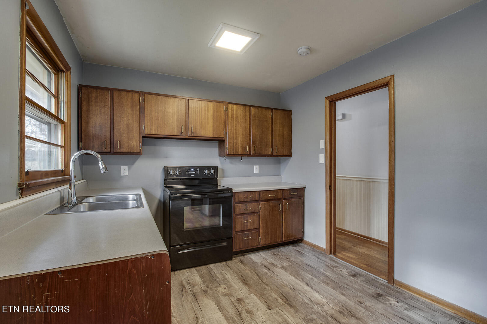 2000 Nandina Drive