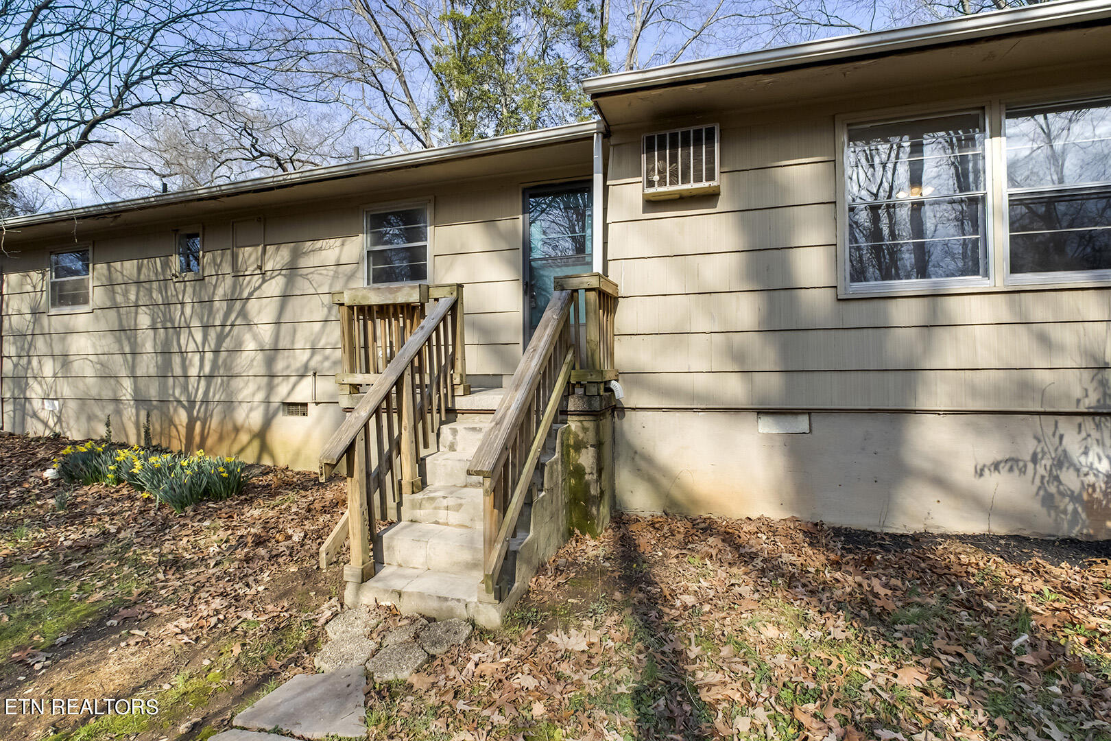 2000 Nandina Drive