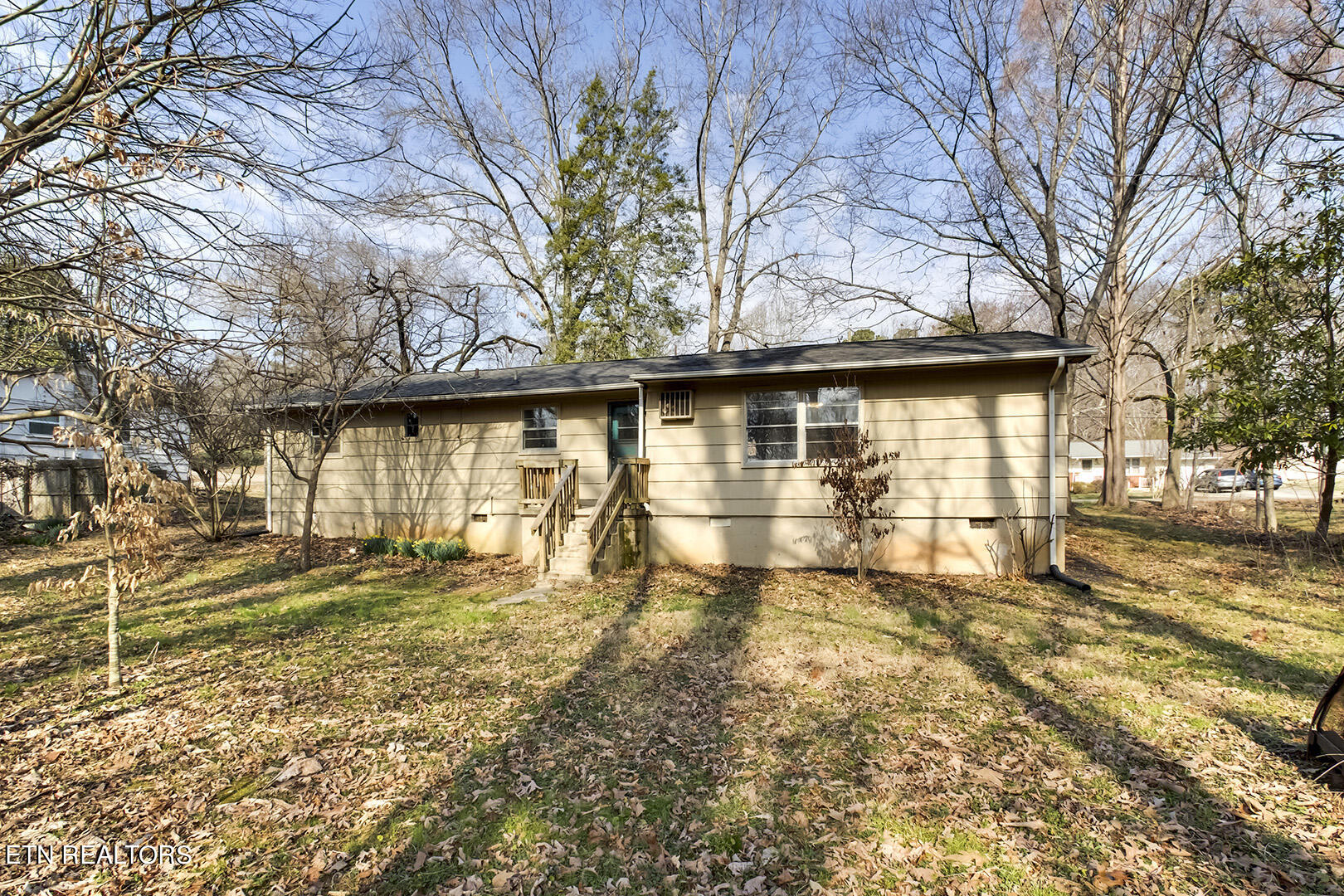 2000 Nandina Drive