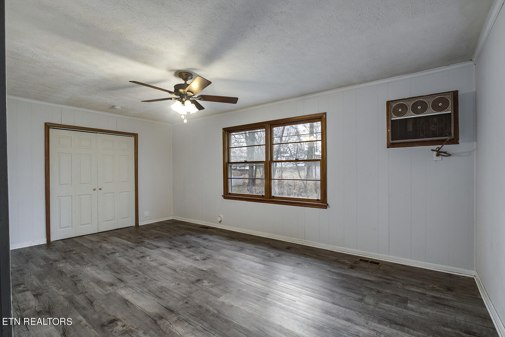 2000 Nandina Drive