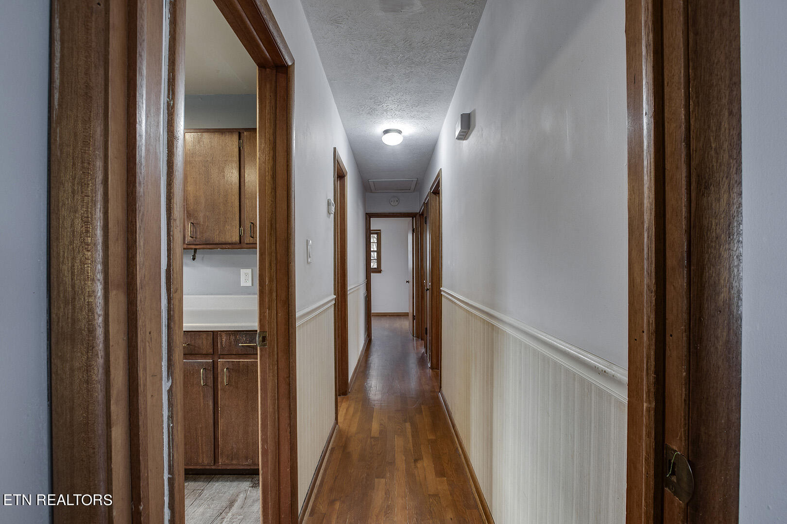 2000 Nandina Drive
