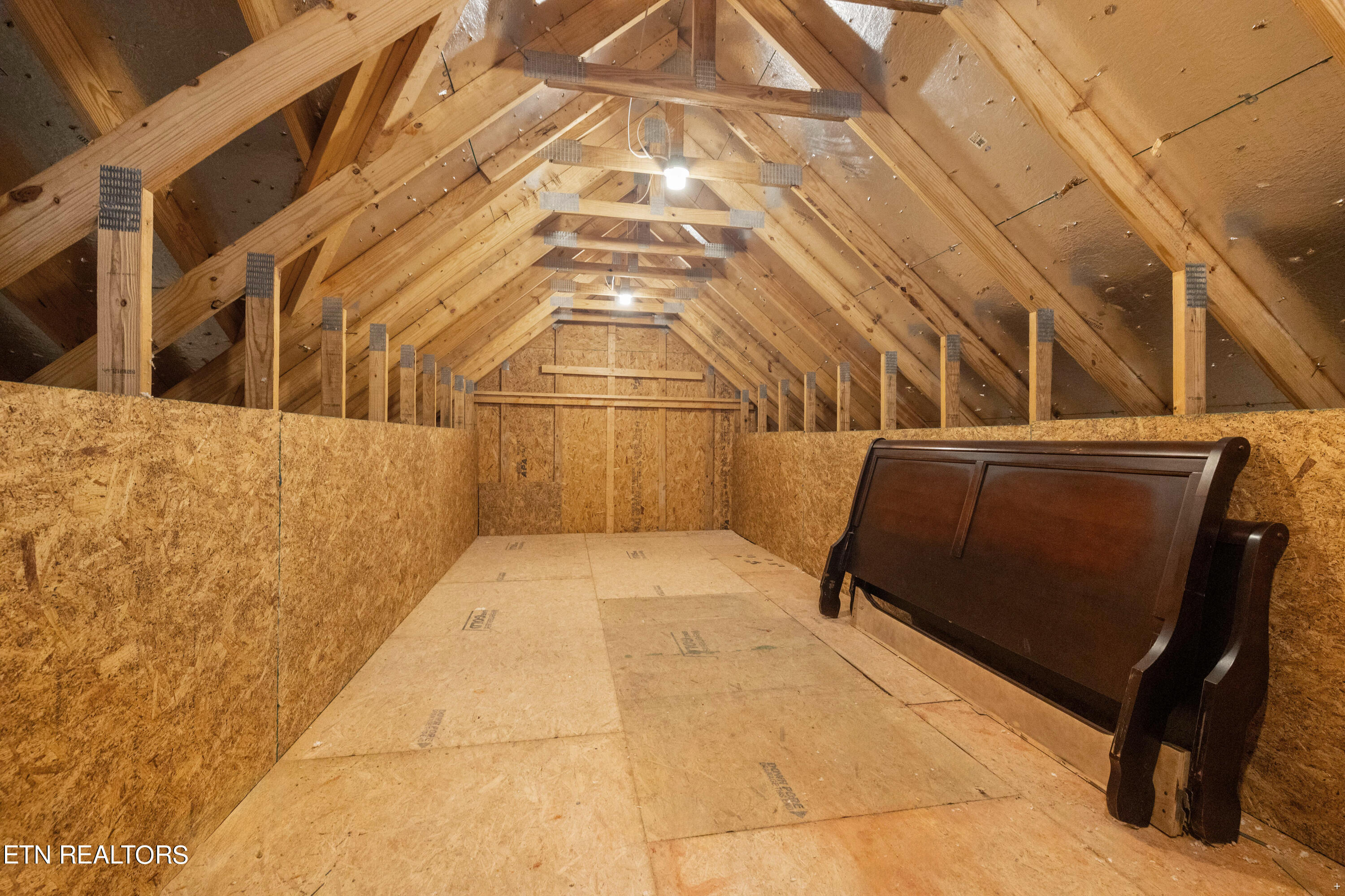 2163 Mystic Ridge Rd