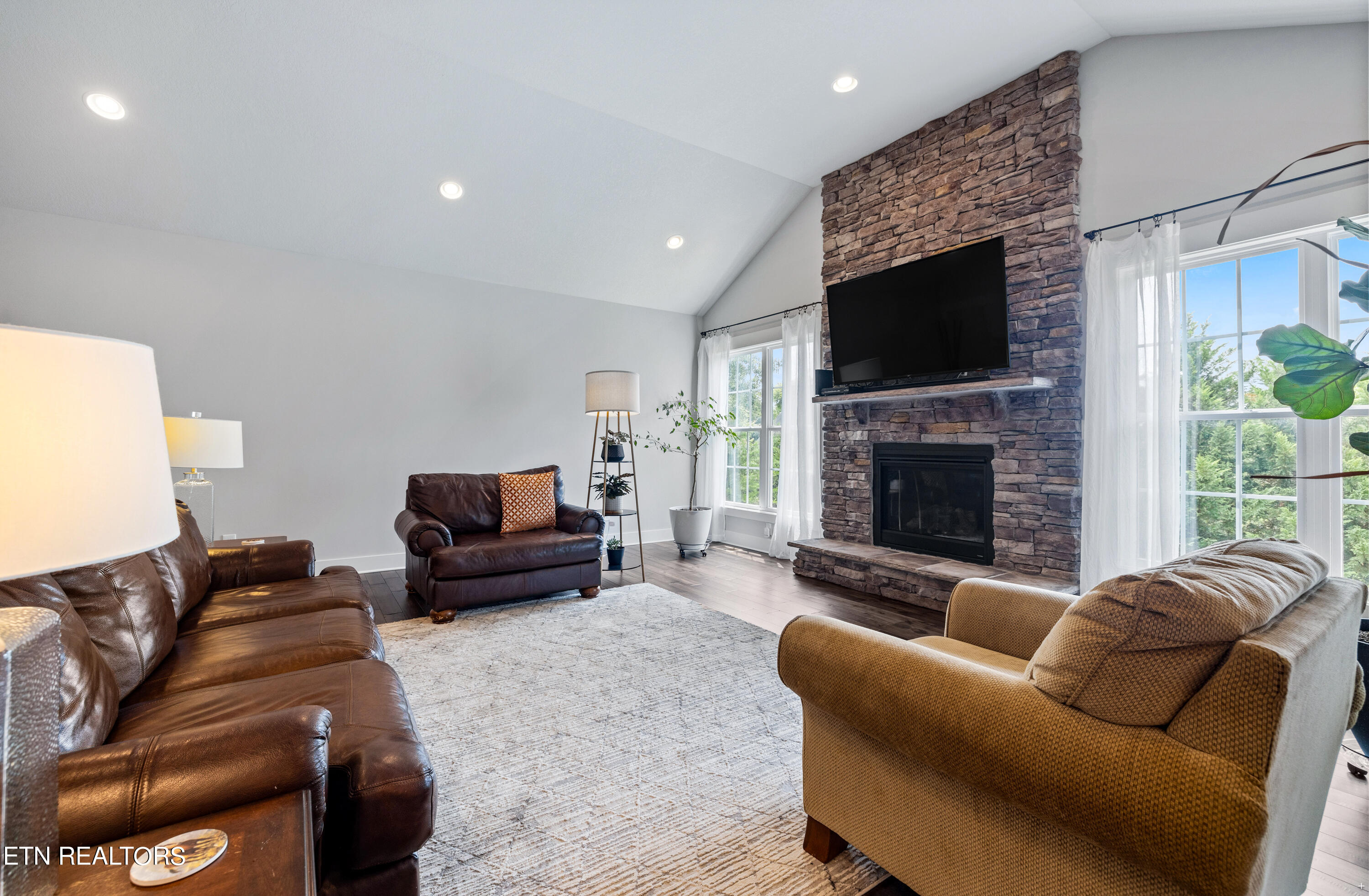 2163 Mystic Ridge Rd