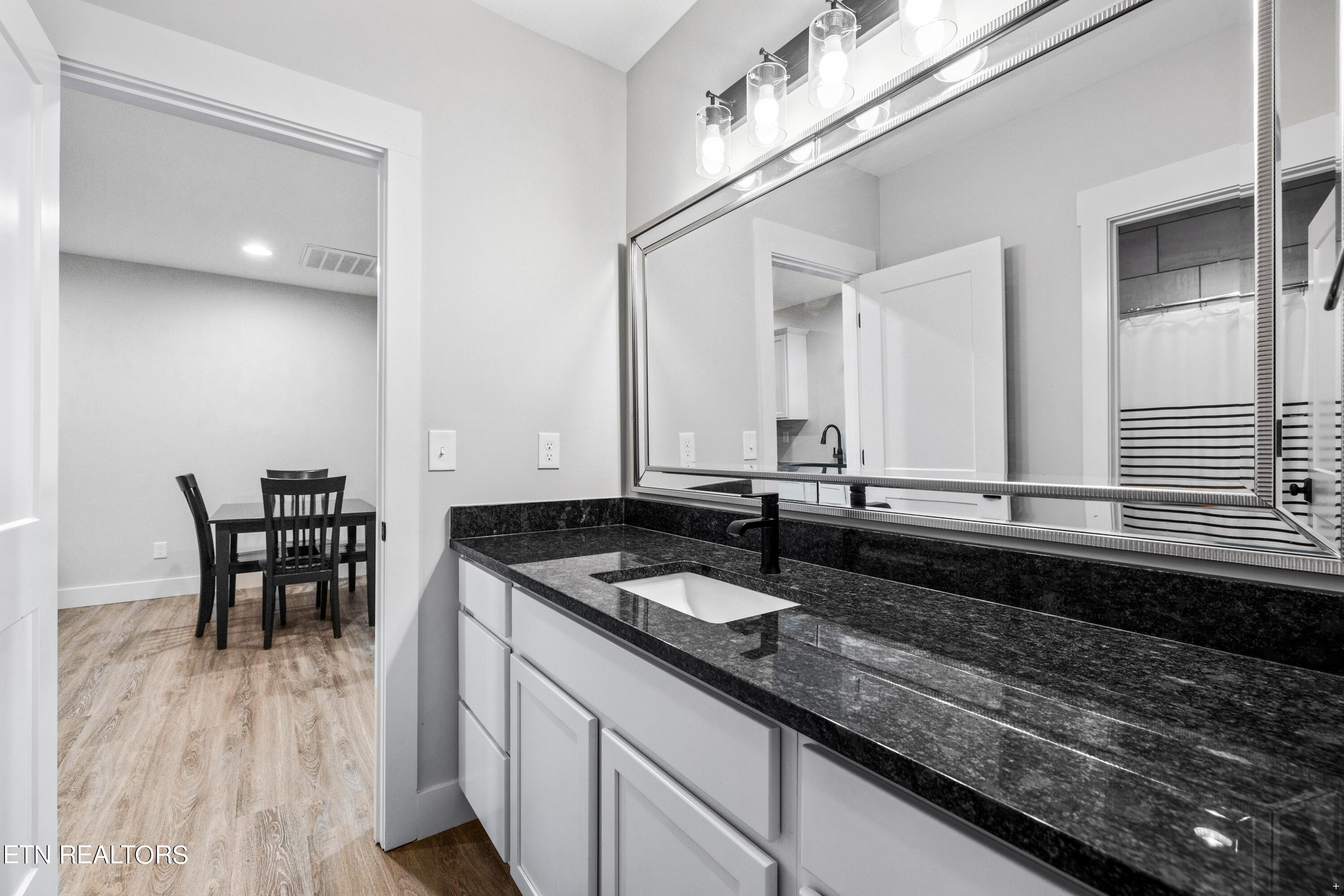 2163 Mystic Ridge Rd