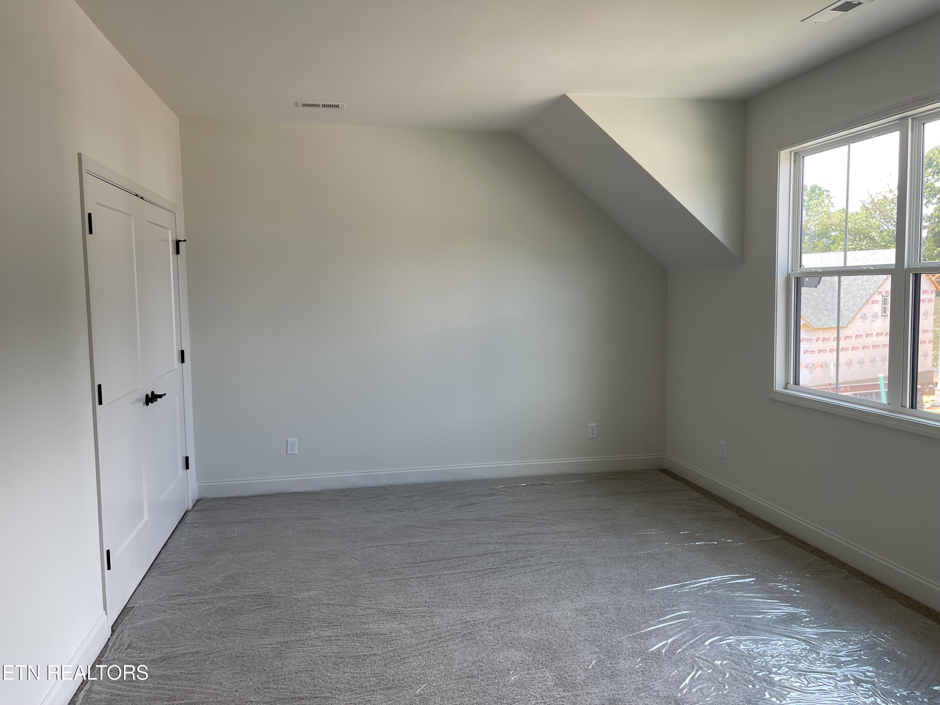 12118 Signal View Rd