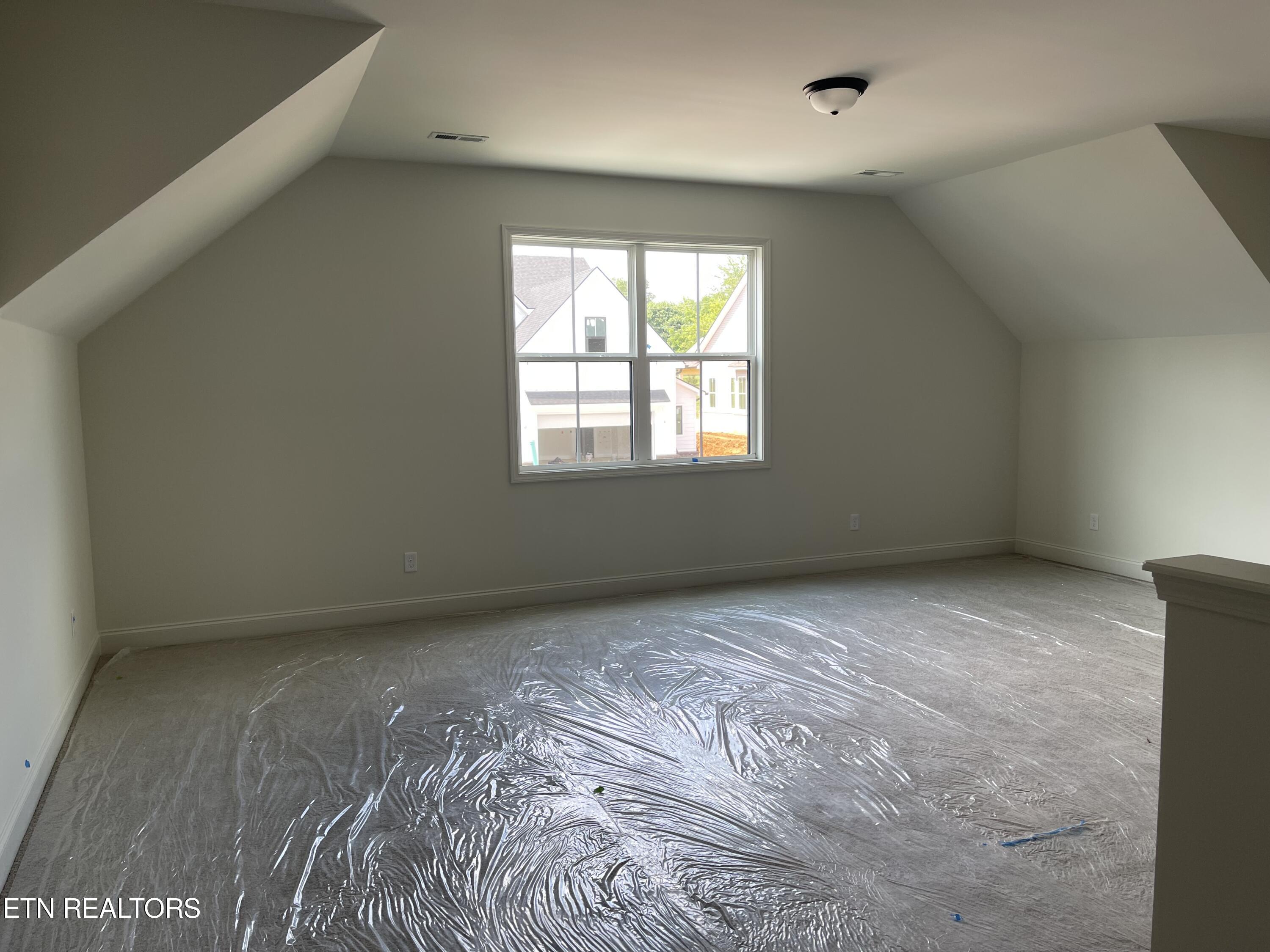 12118 Signal View Rd