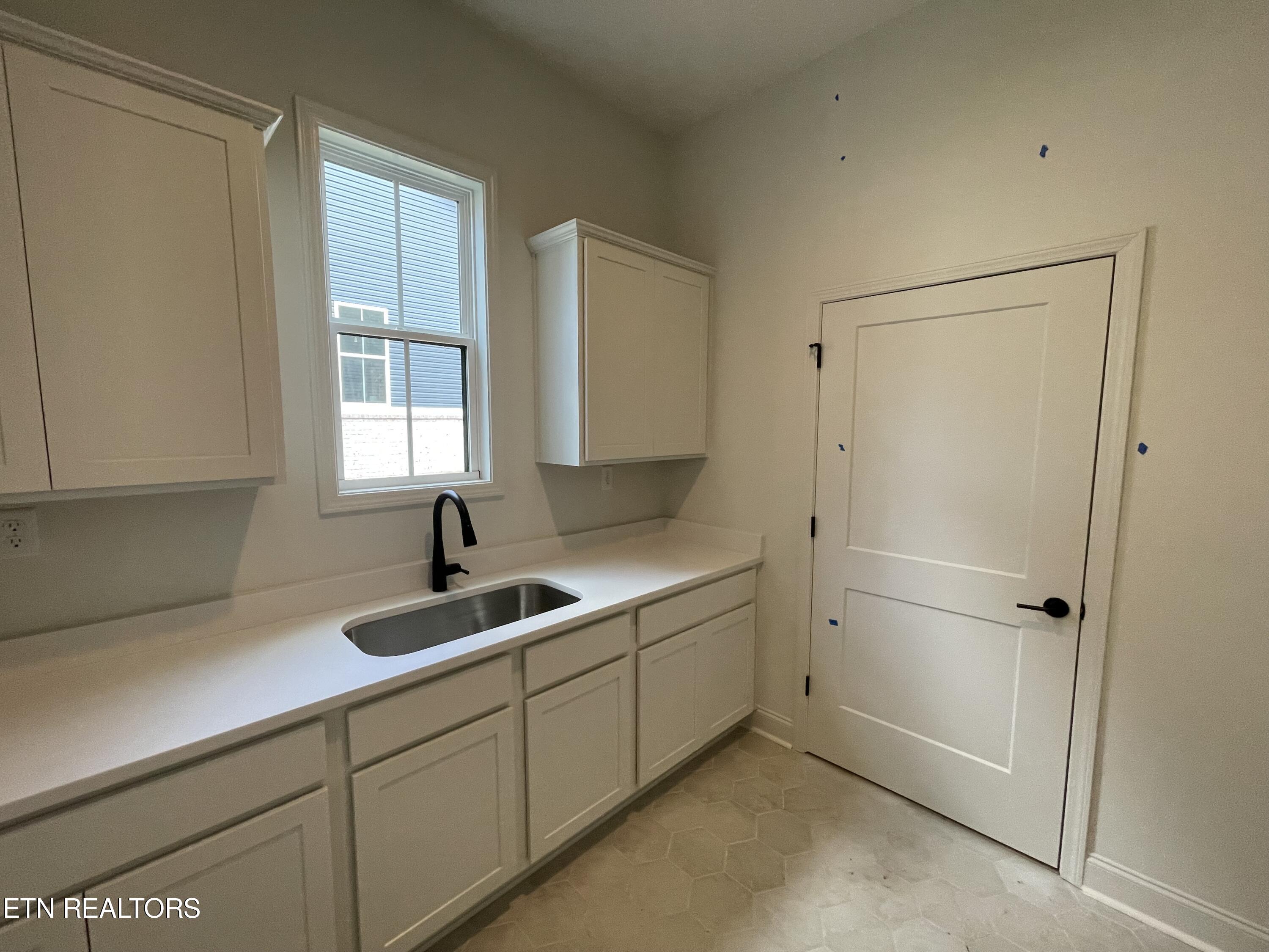 12118 Signal View Rd