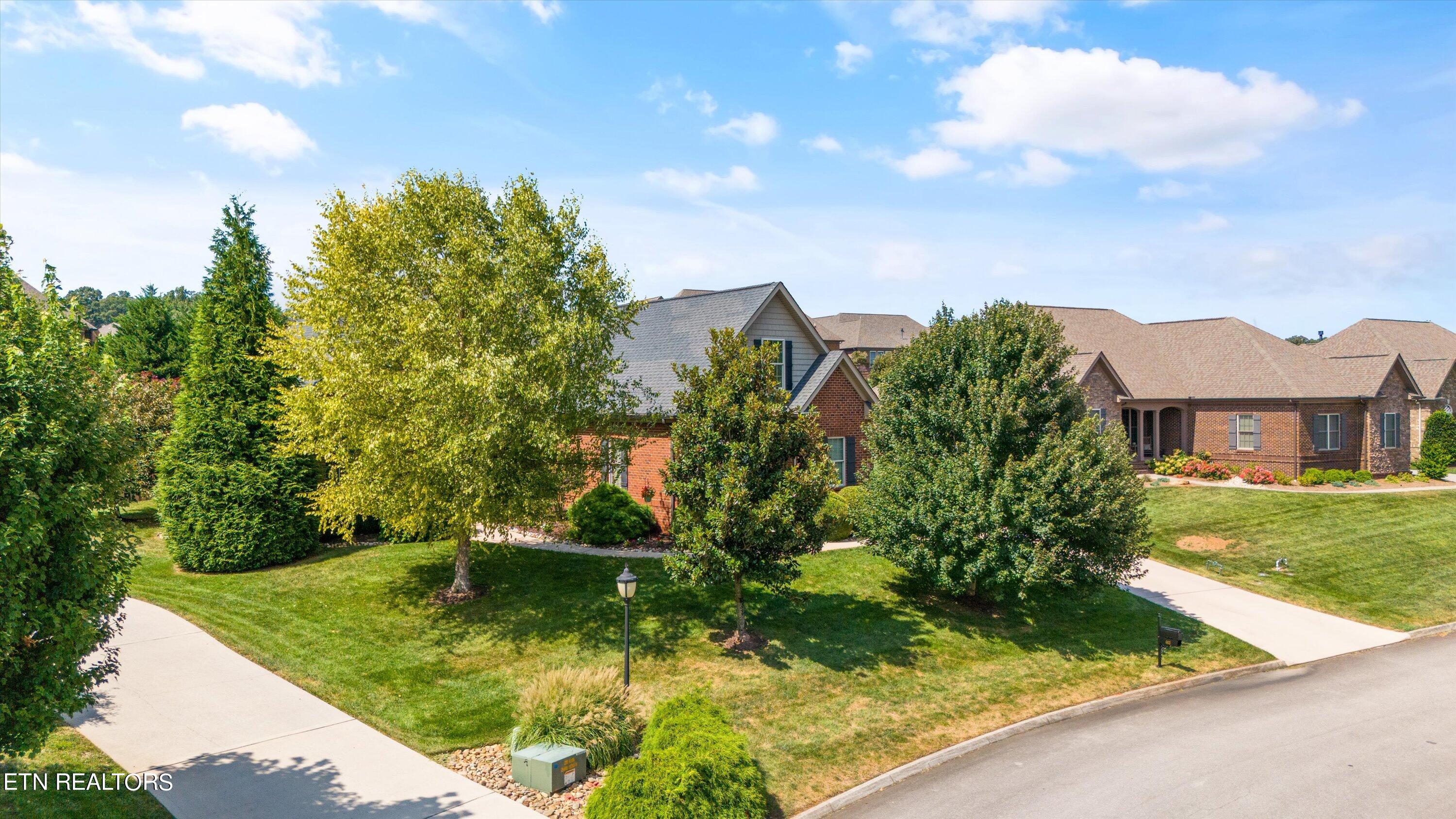 603 Flagstone Blvd