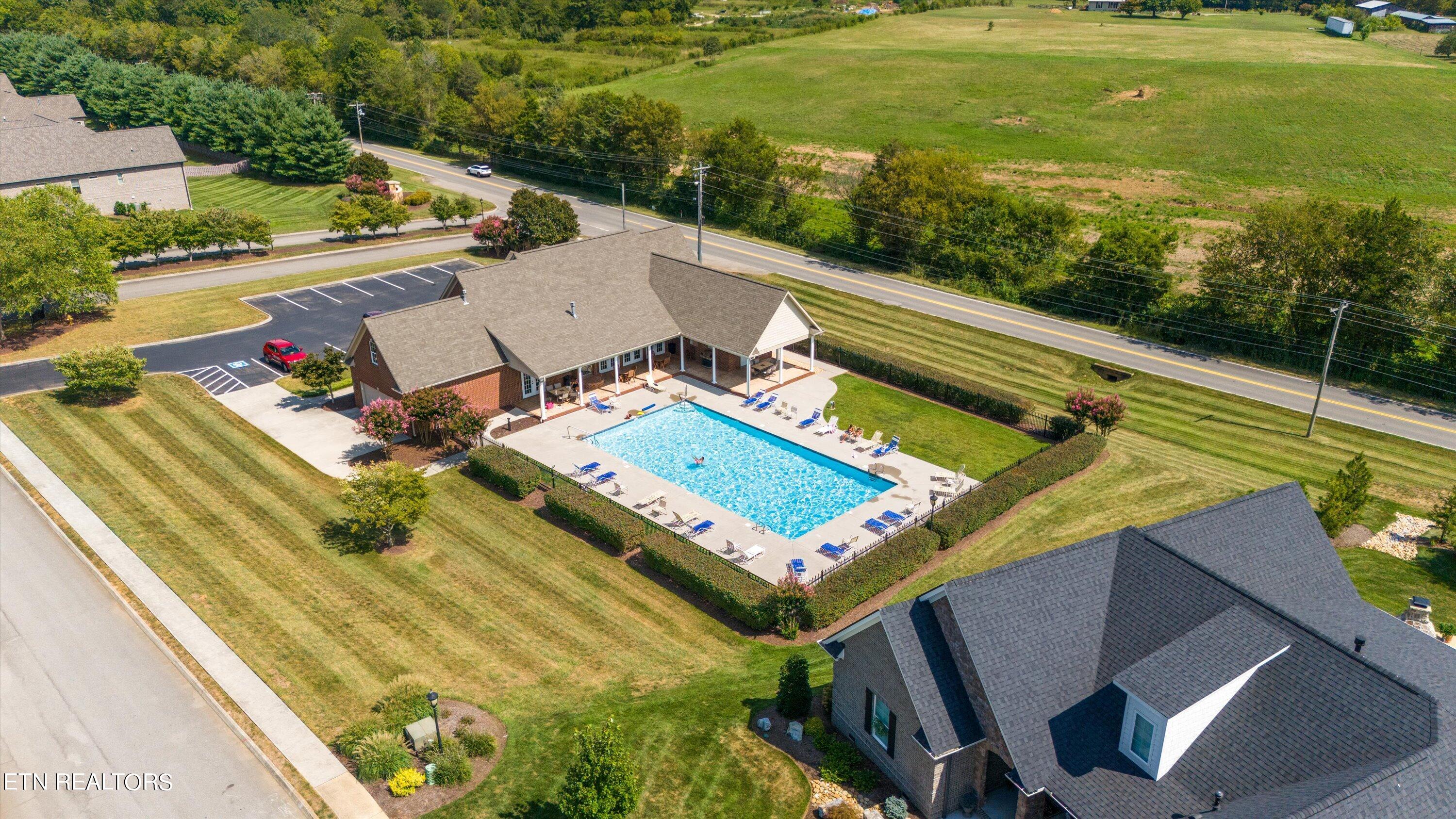603 Flagstone Blvd