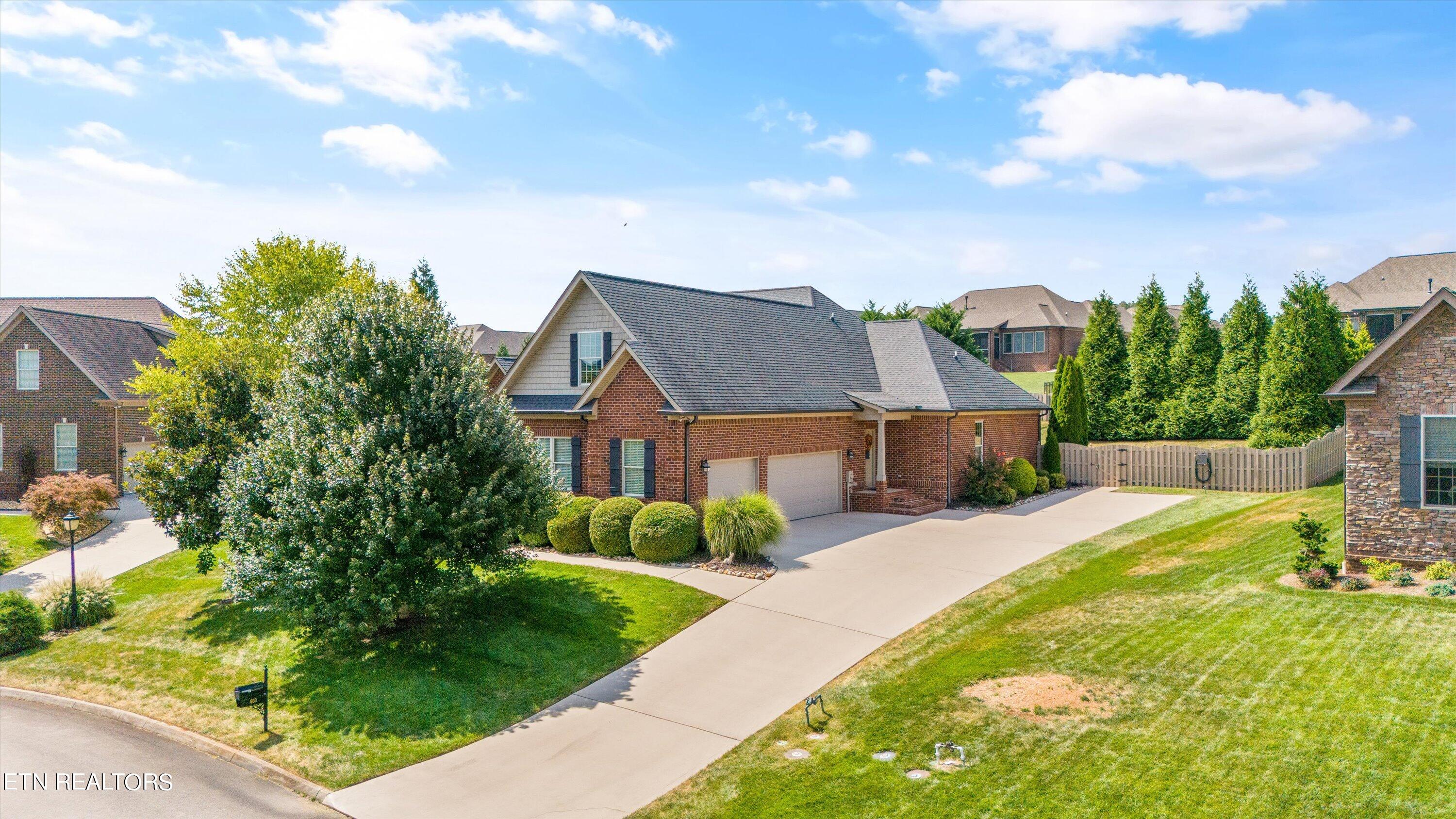 603 Flagstone Blvd