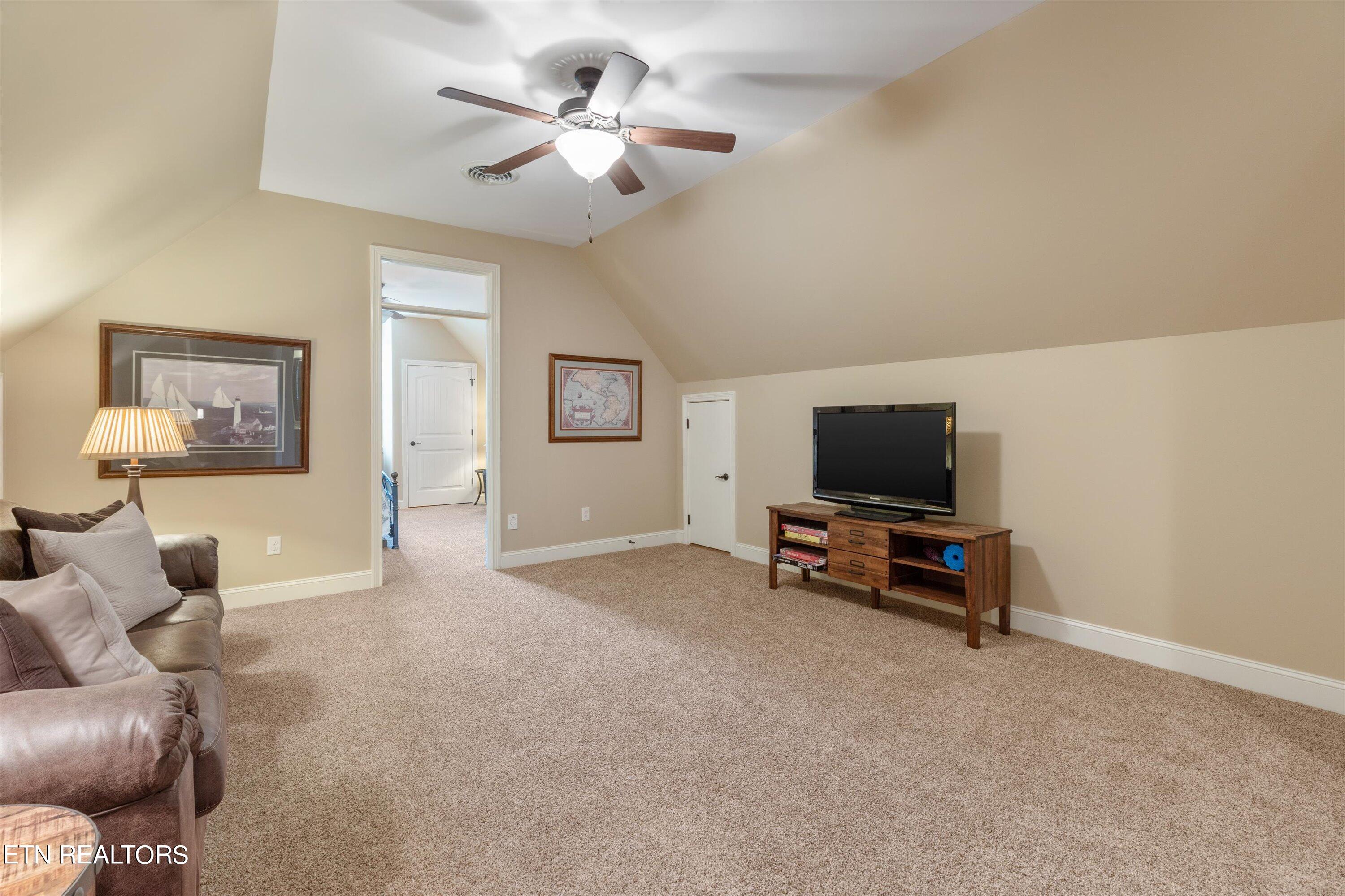 603 Flagstone Blvd