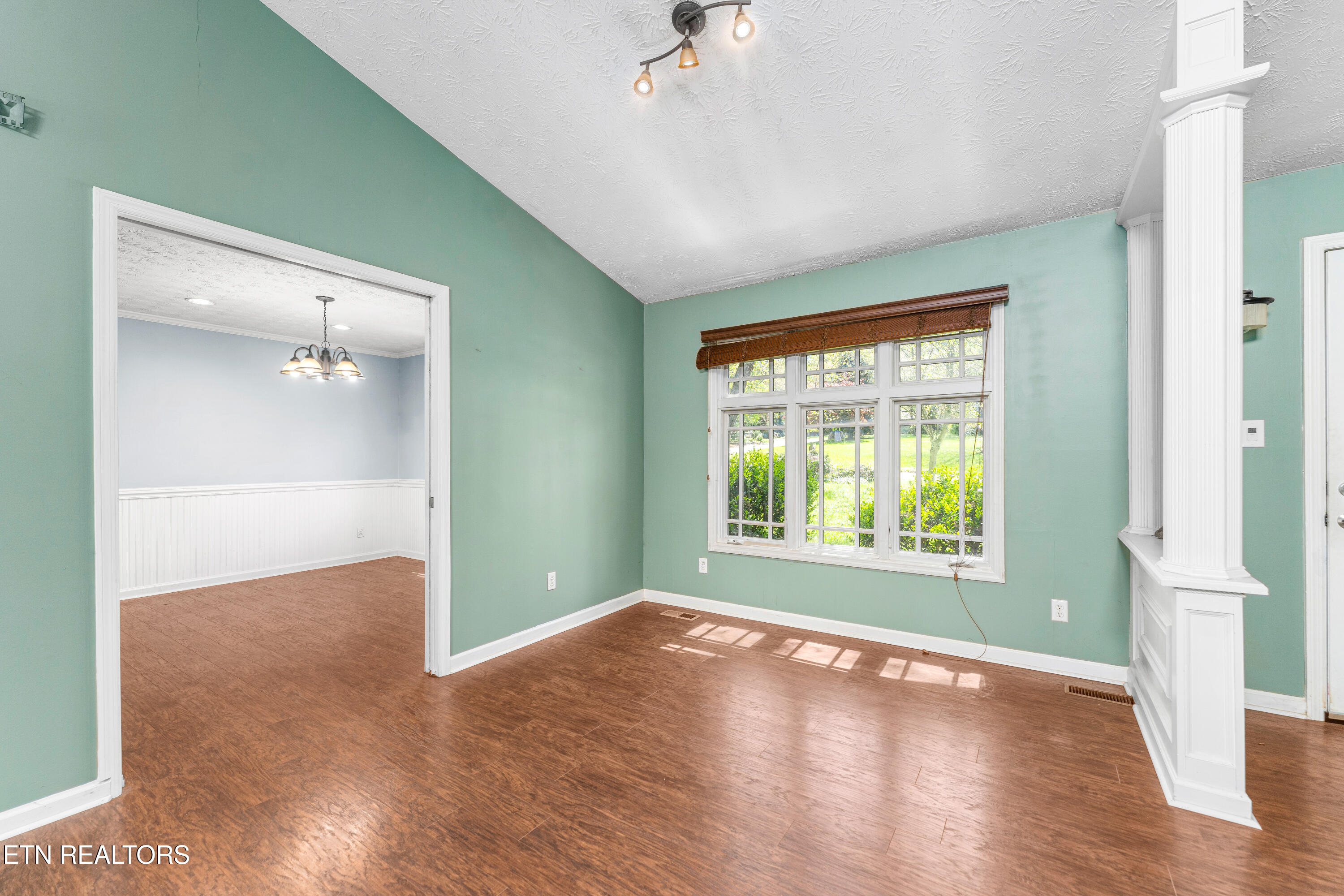 440 Oran Rd