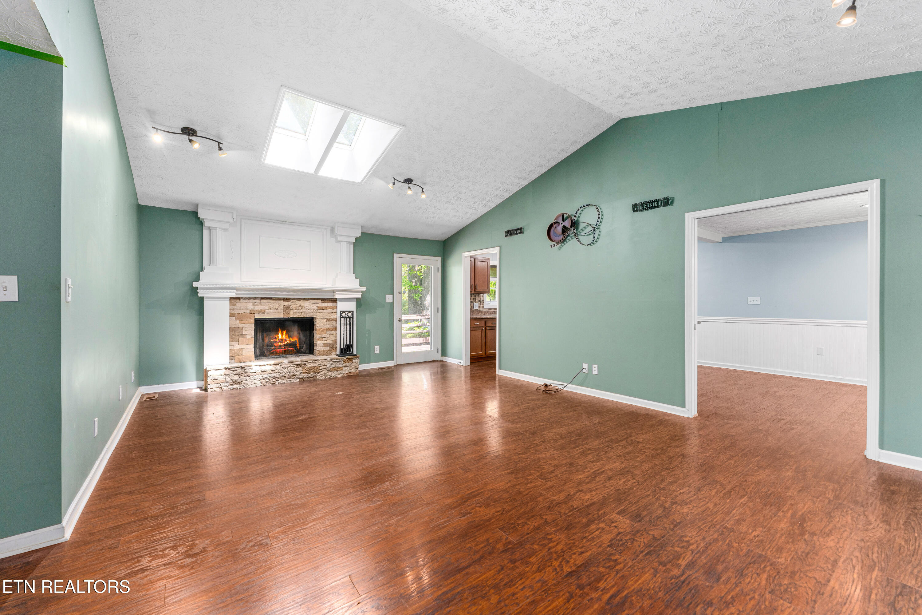 440 Oran Rd