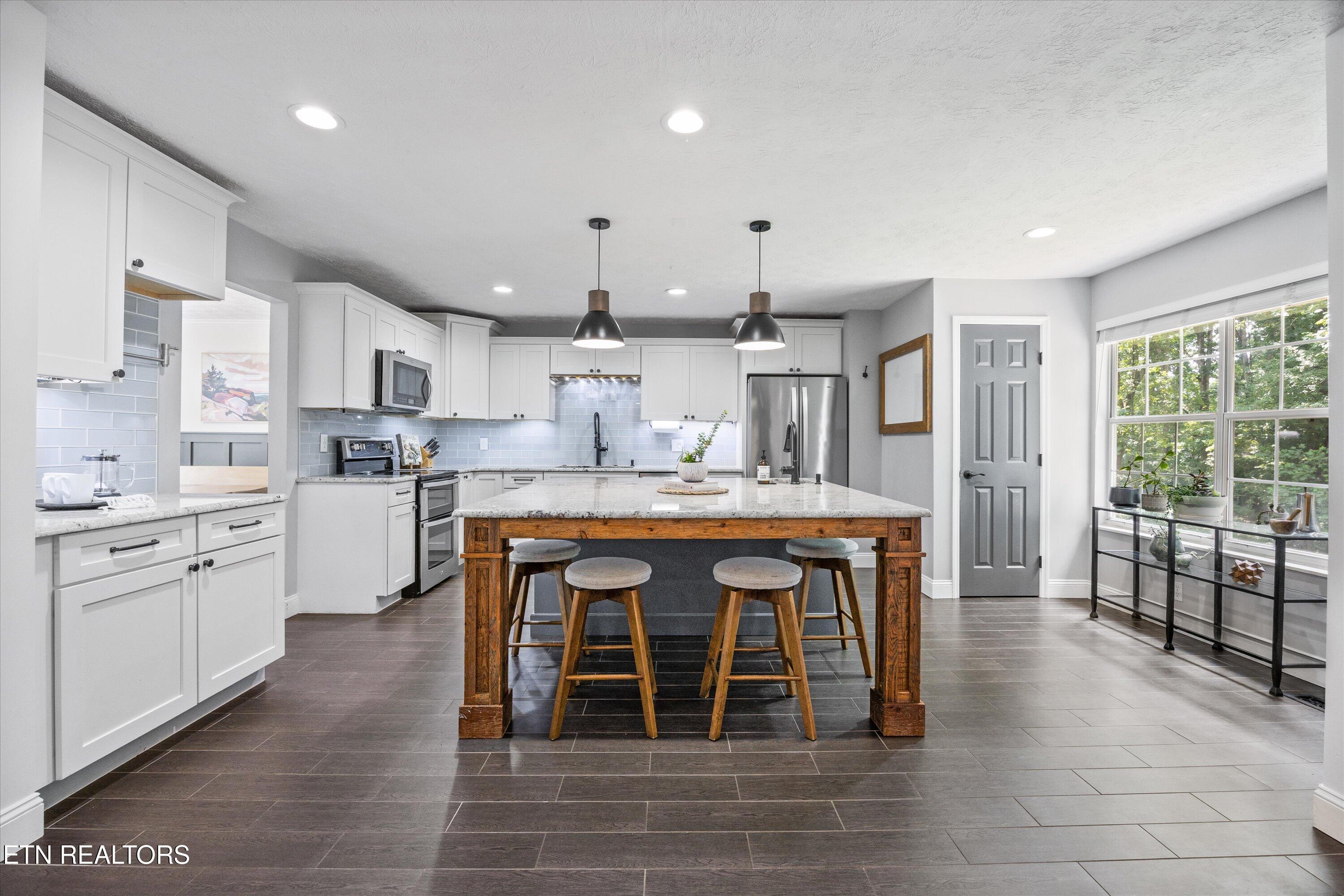 525 Banbury Rd