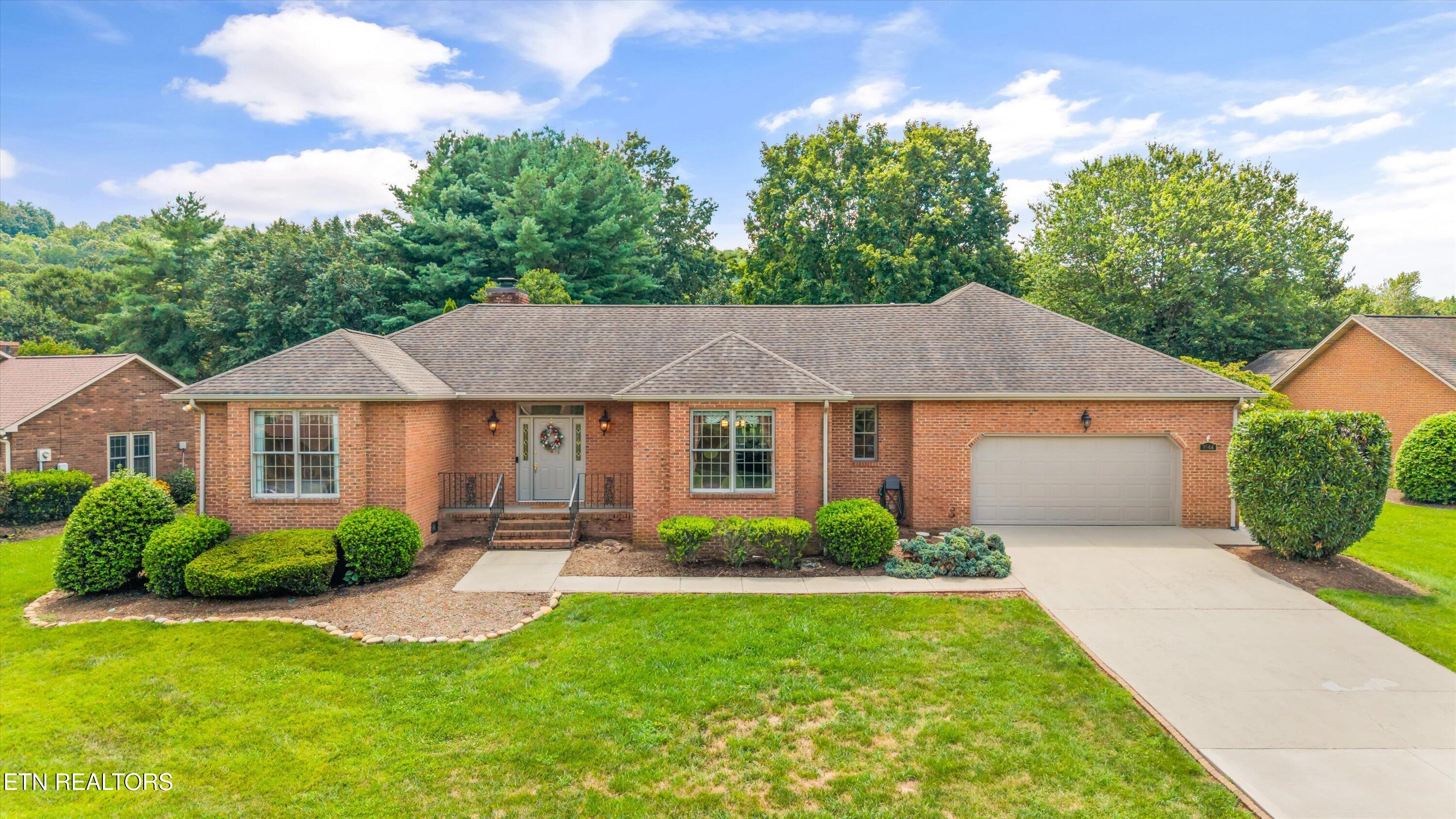 3544 Greywolfe Drive