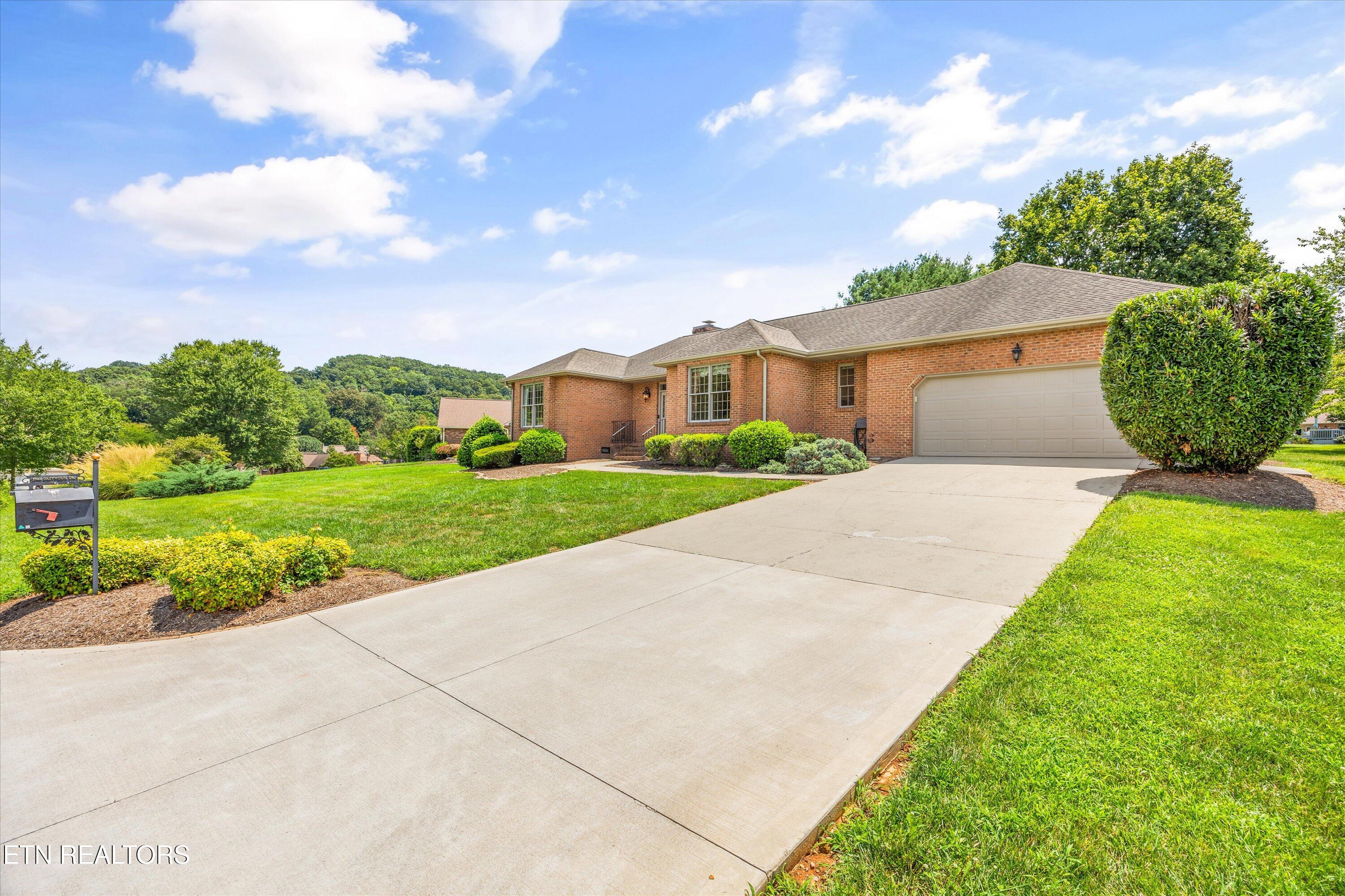 3544 Greywolfe Drive