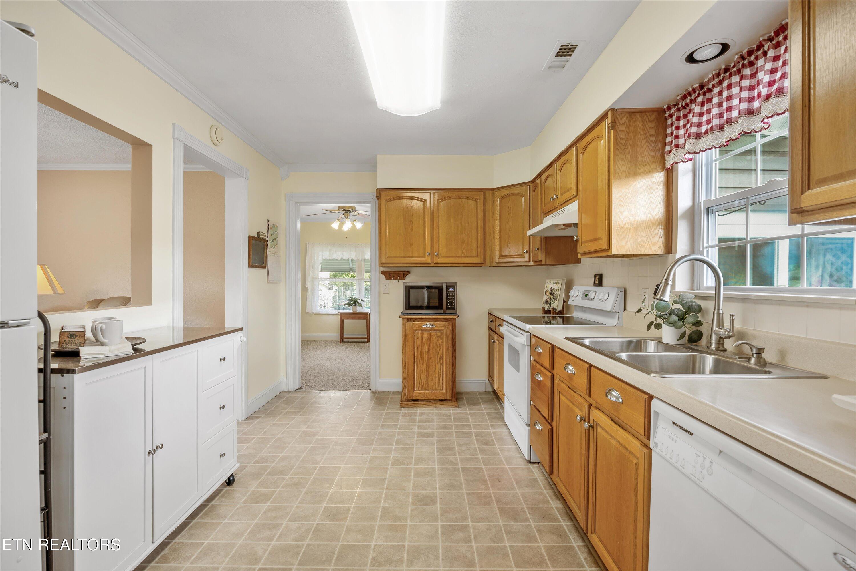 201 Hickory Lane