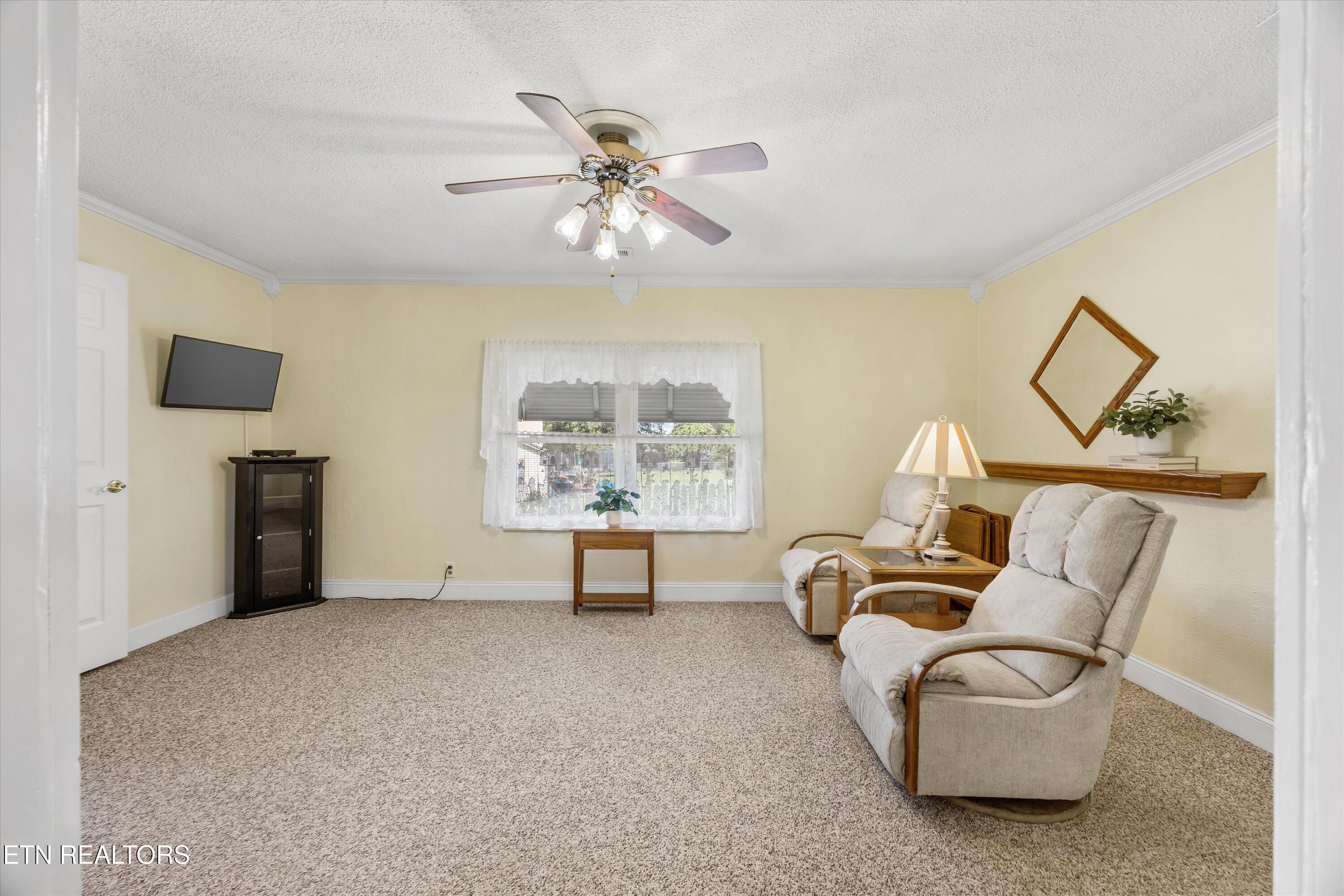 201 Hickory Lane
