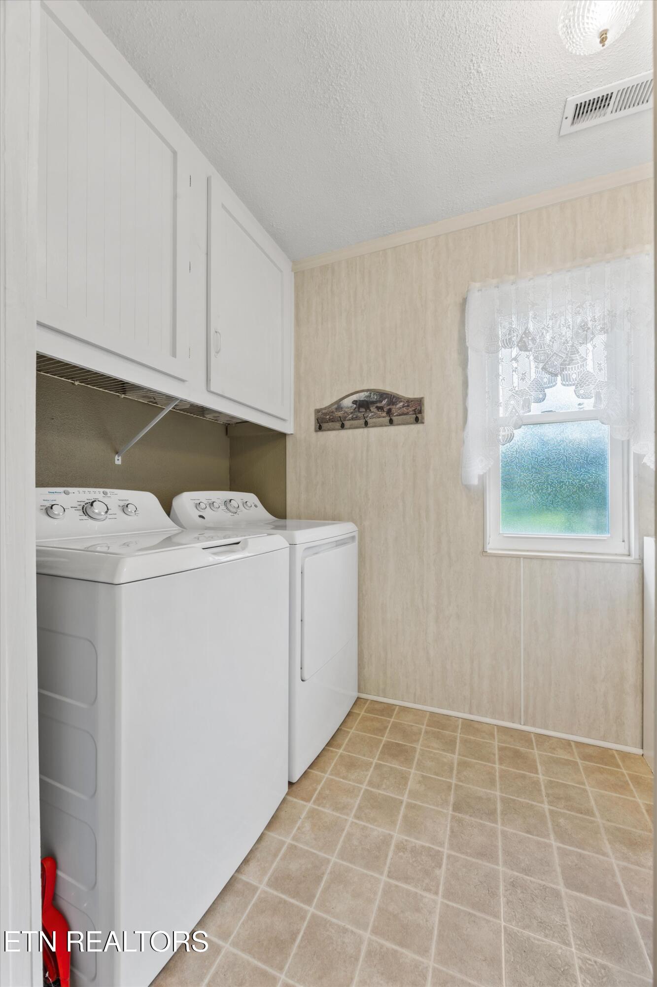 201 Hickory Lane