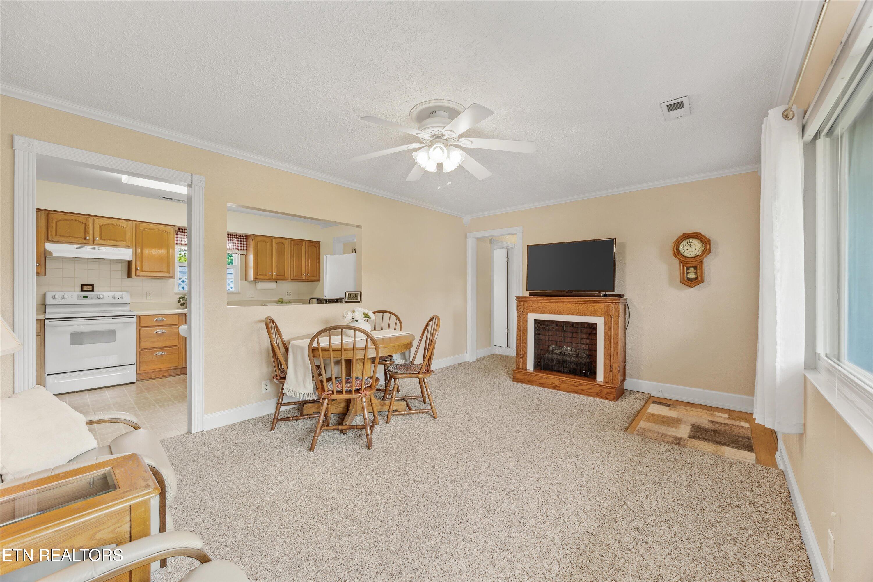 201 Hickory Lane