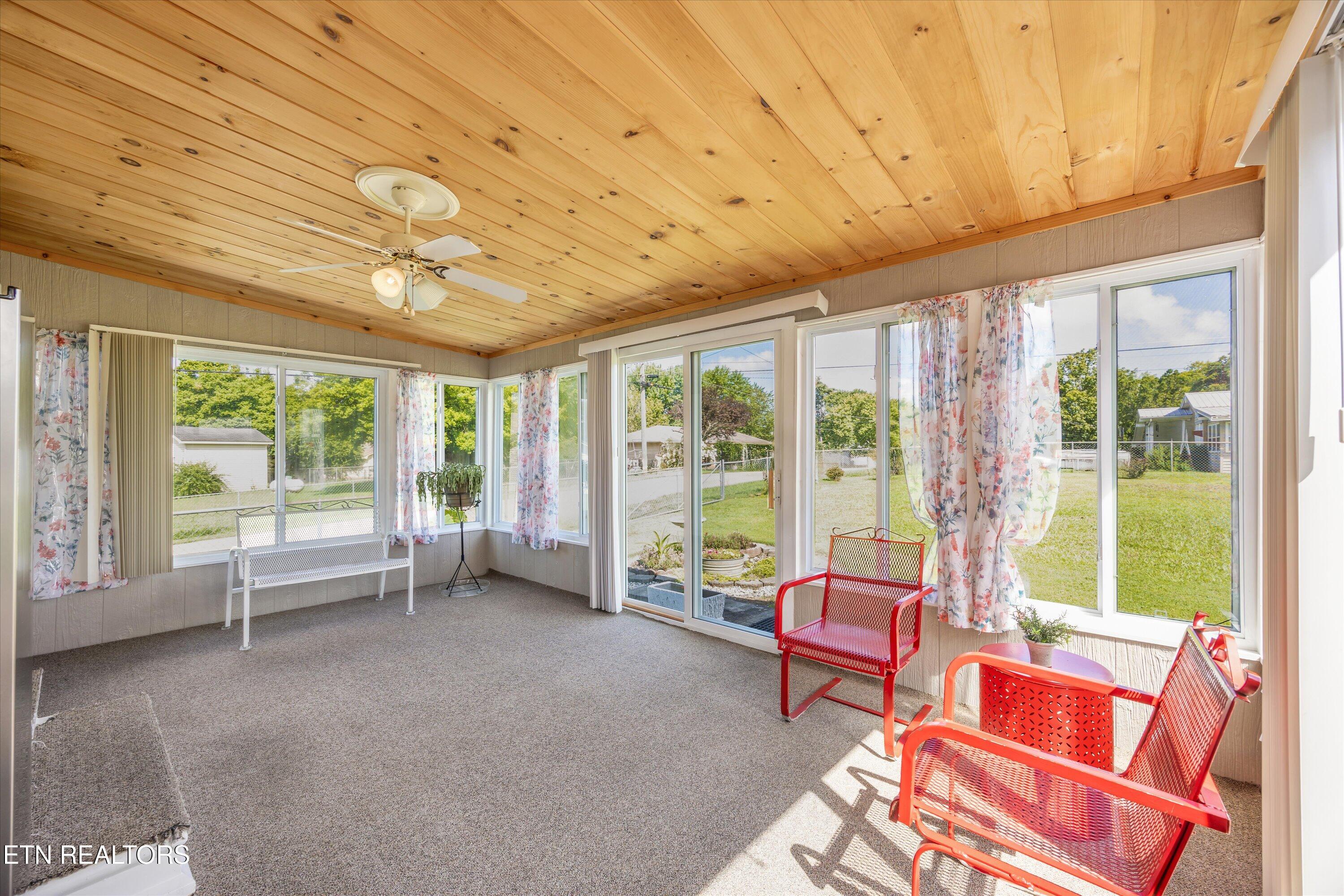 201 Hickory Lane