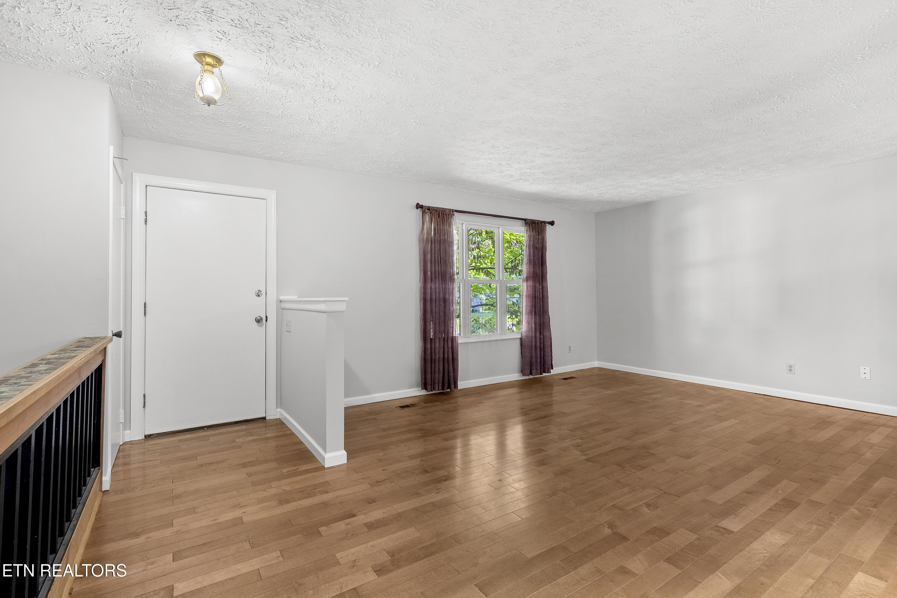 337 Oran Rd