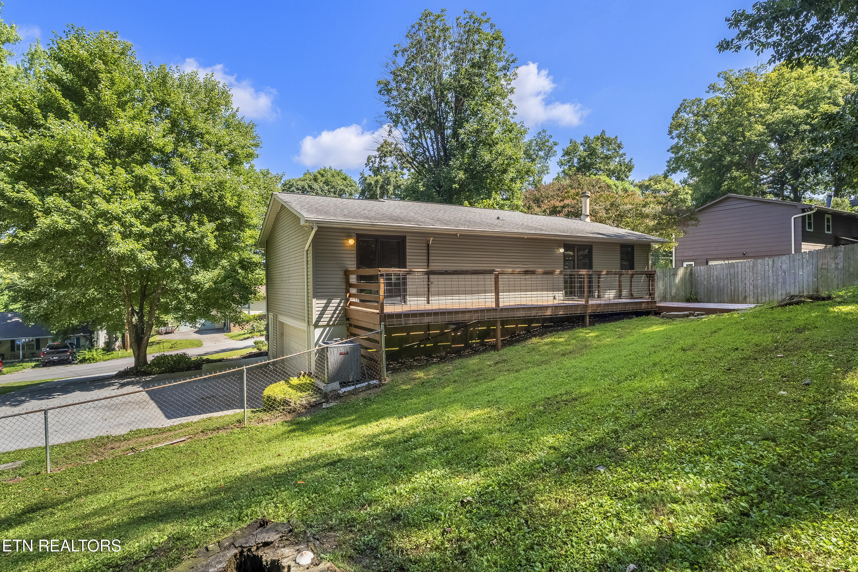 337 Oran Rd
