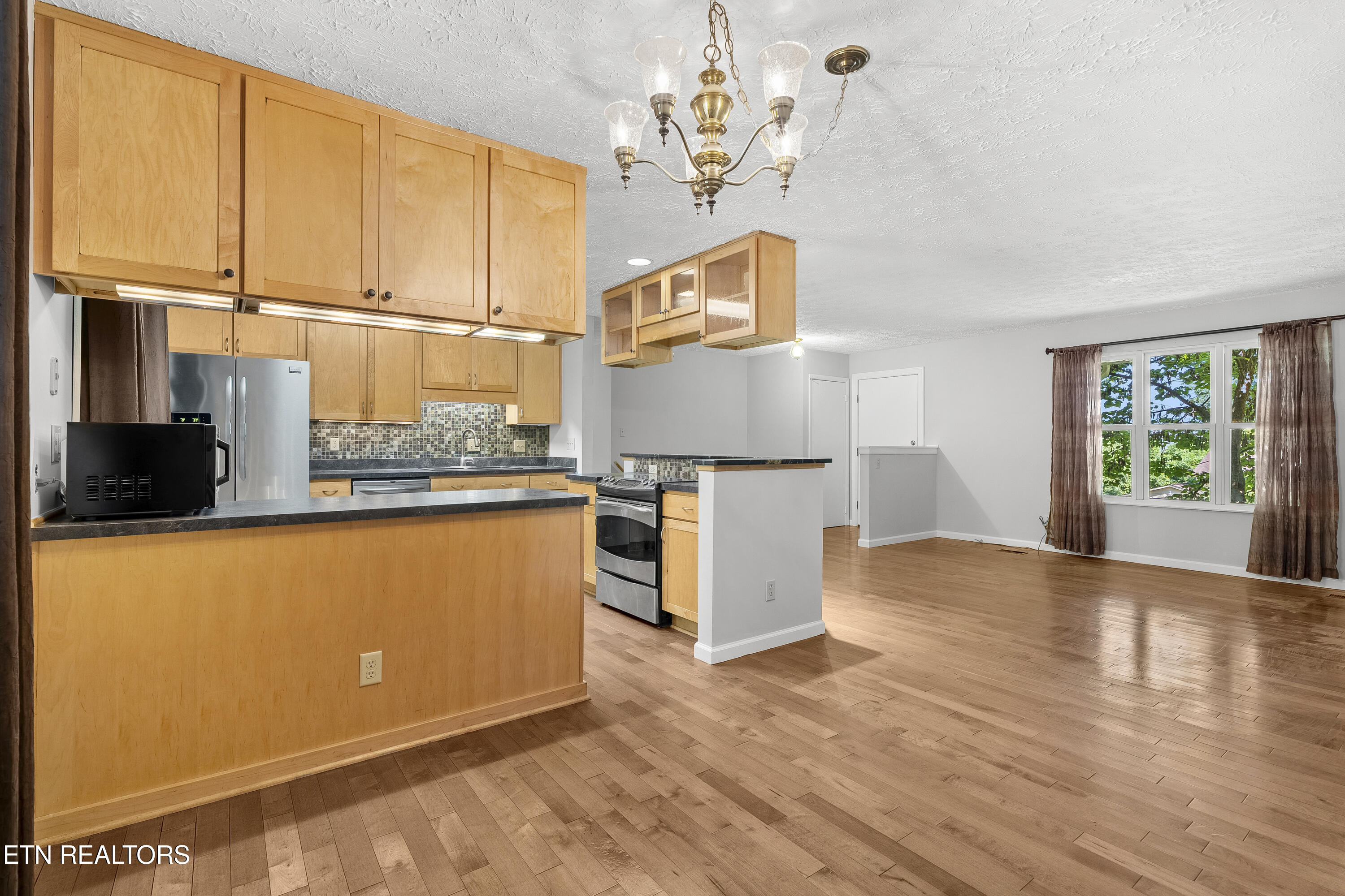 337 Oran Rd