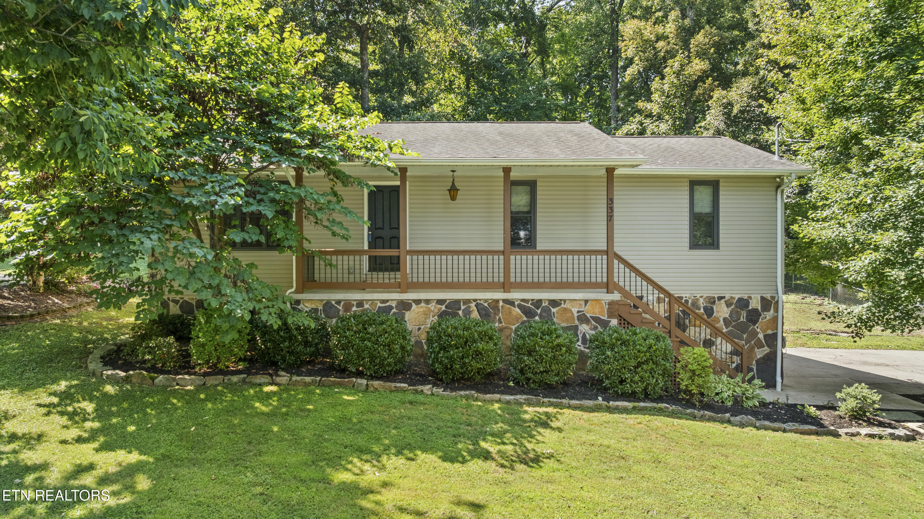 337 Oran Rd