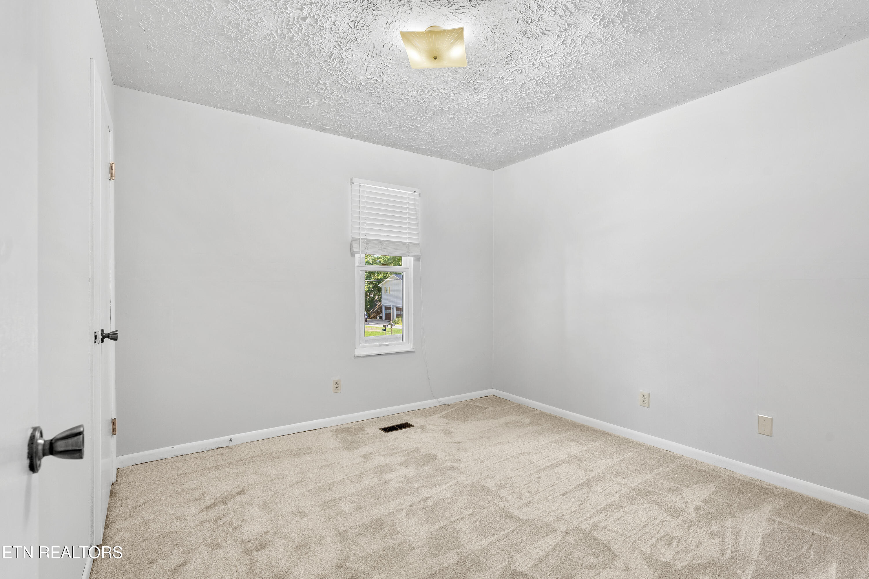 337 Oran Rd