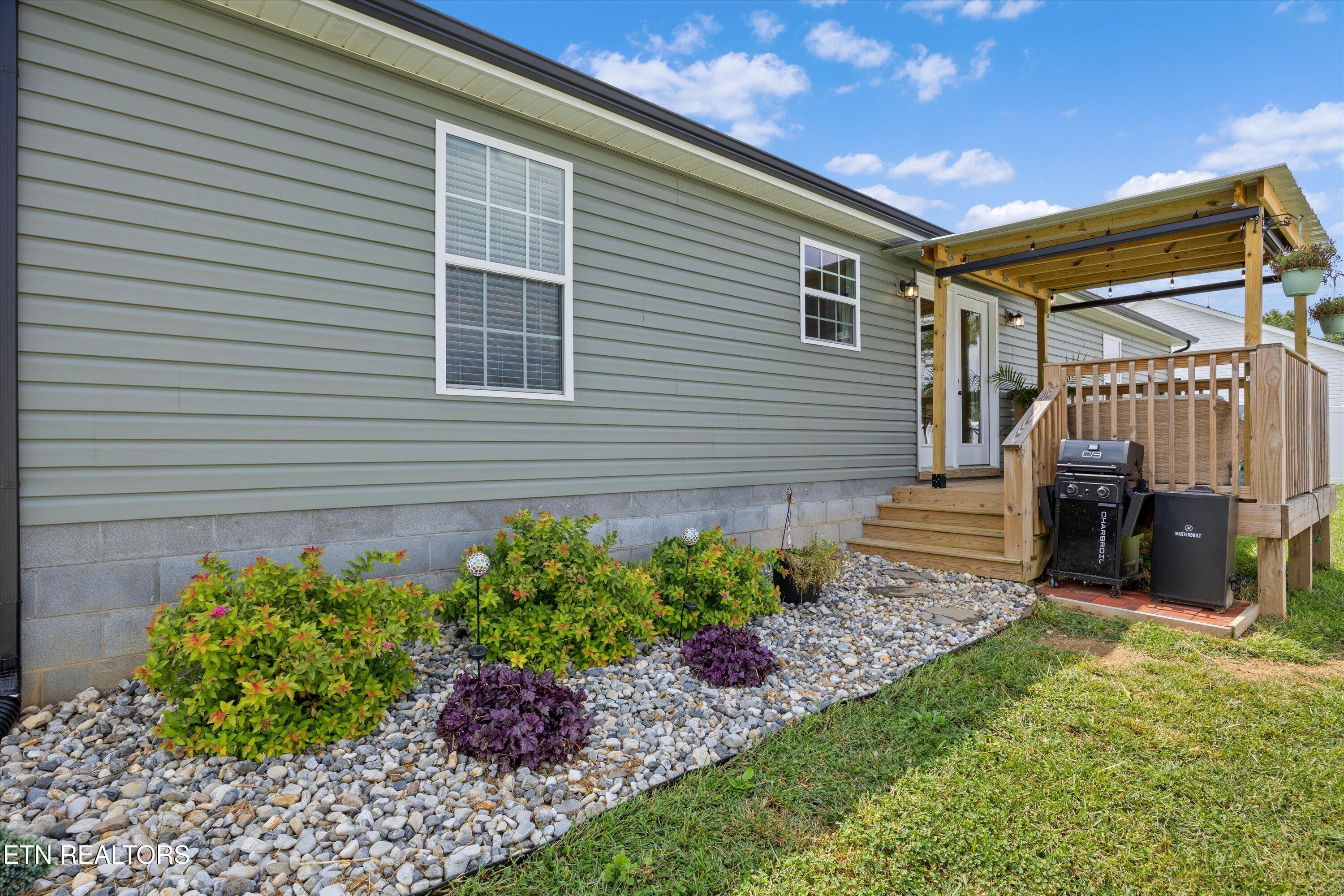 106 Willow Grace Lane