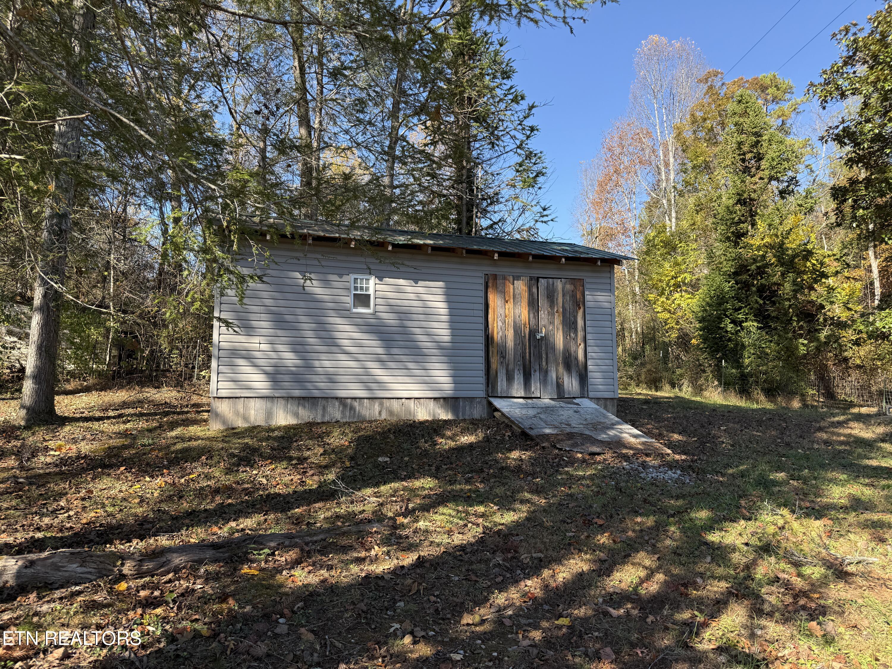 673 Reagan Valley Rd