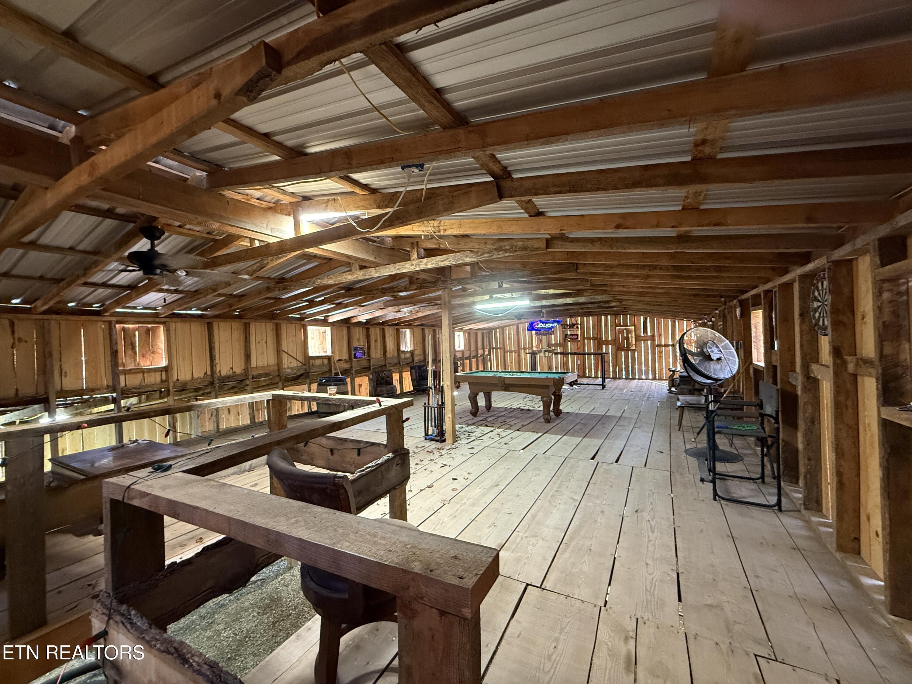 673 Reagan Valley Rd