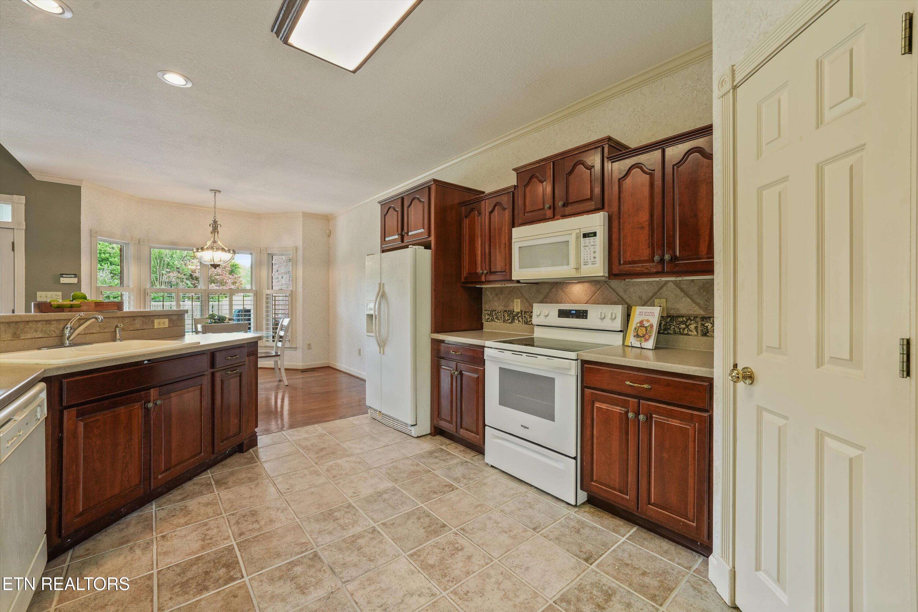 963 Southwick Drive