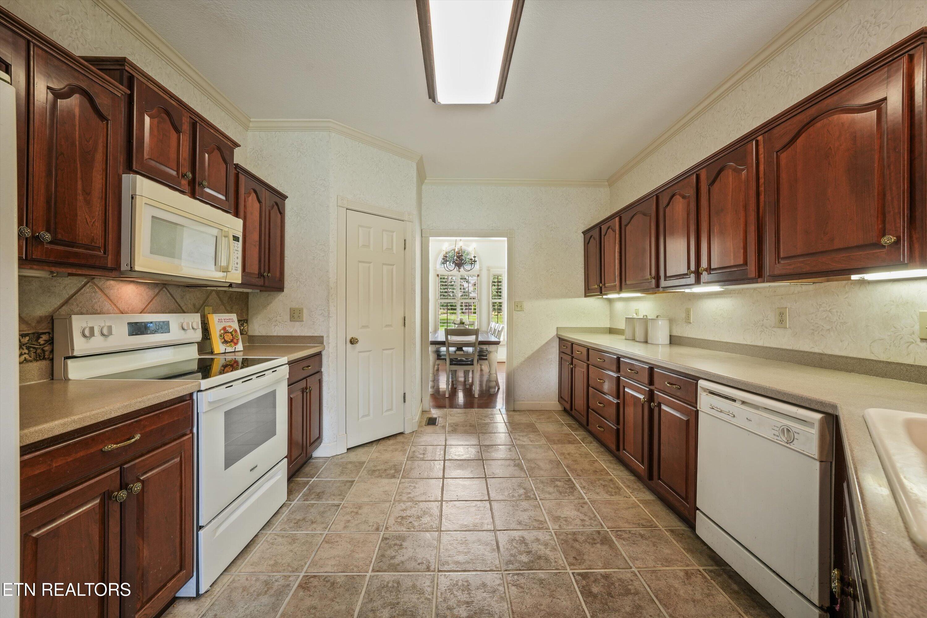 963 Southwick Drive