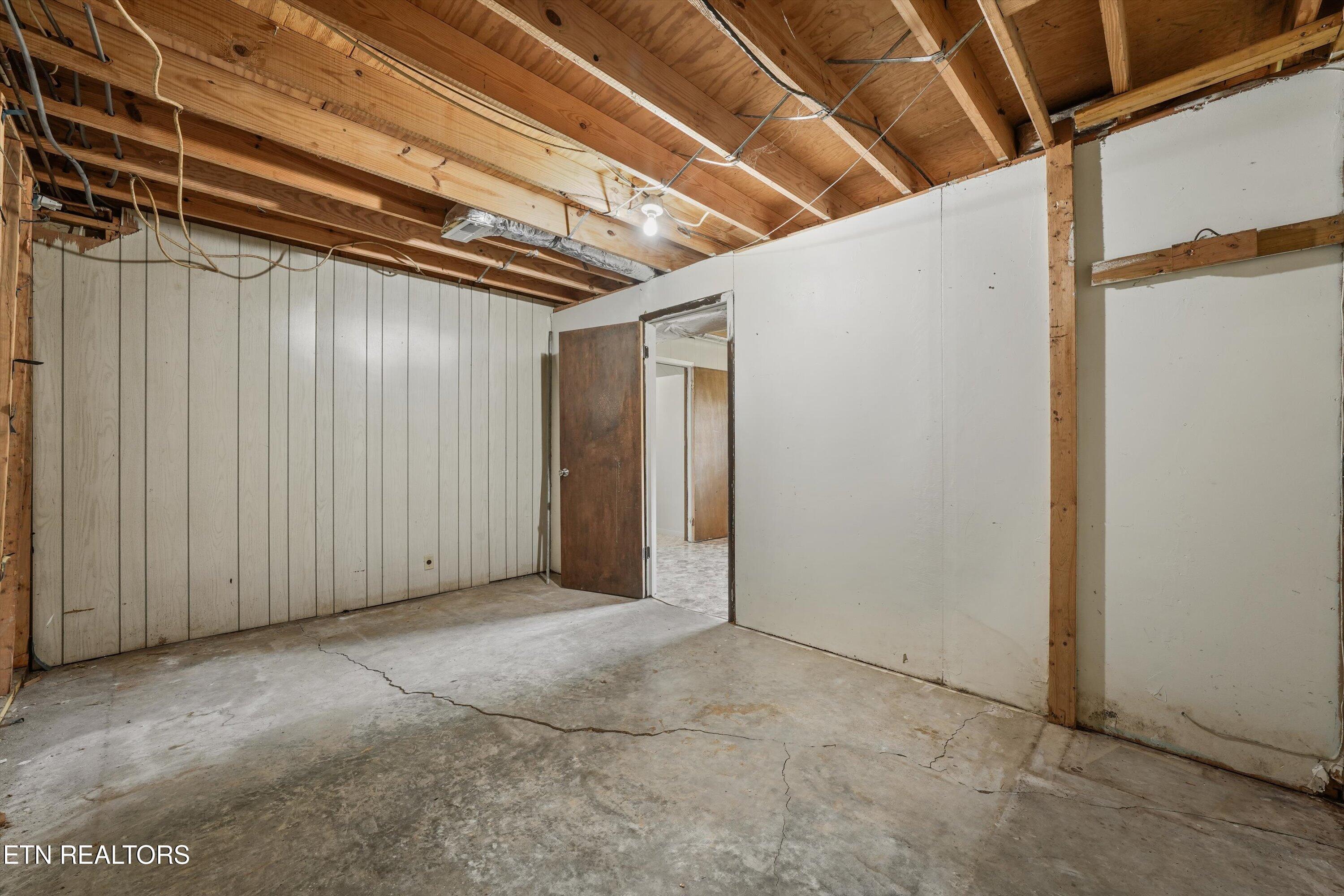 175 Henderson Lane