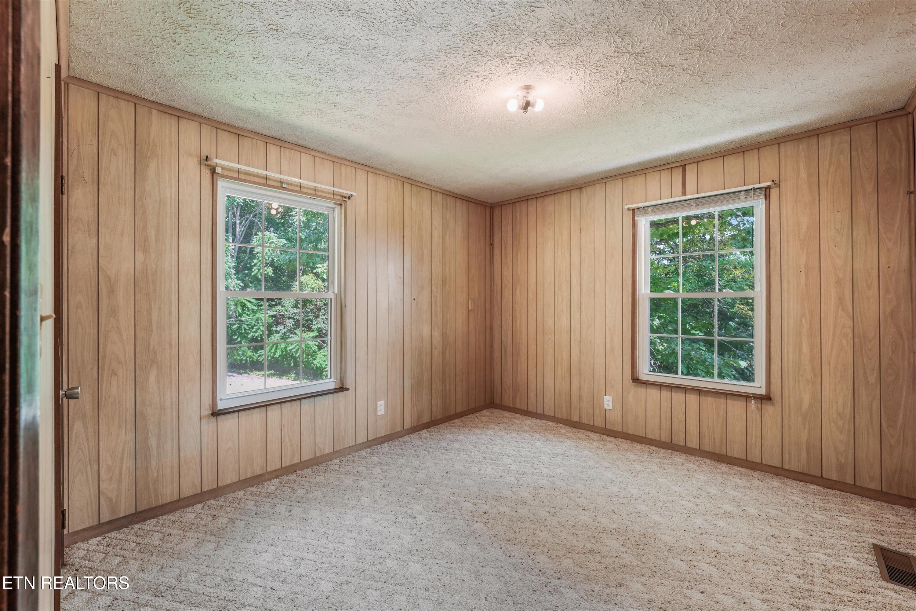 175 Henderson Lane