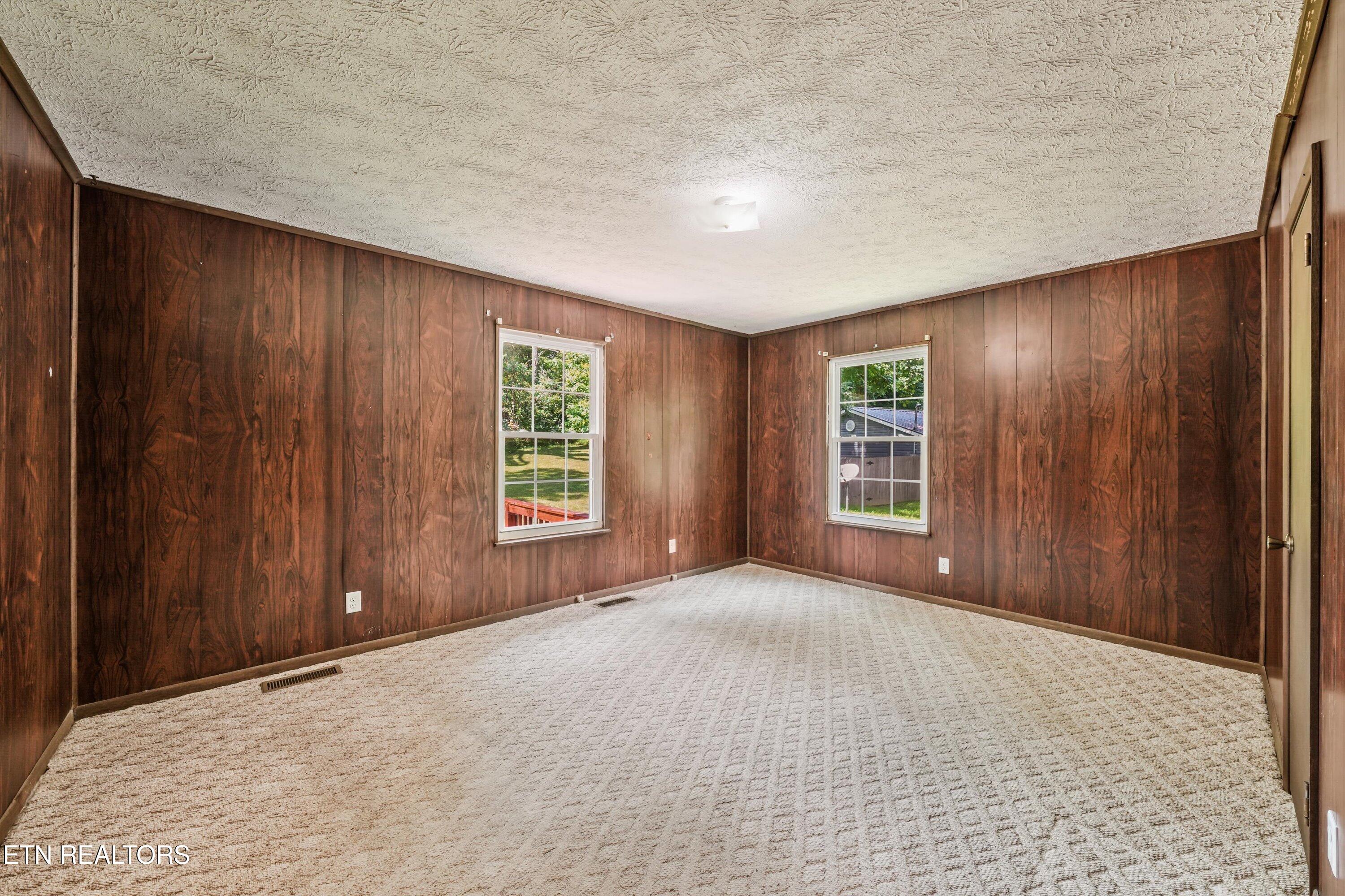 175 Henderson Lane